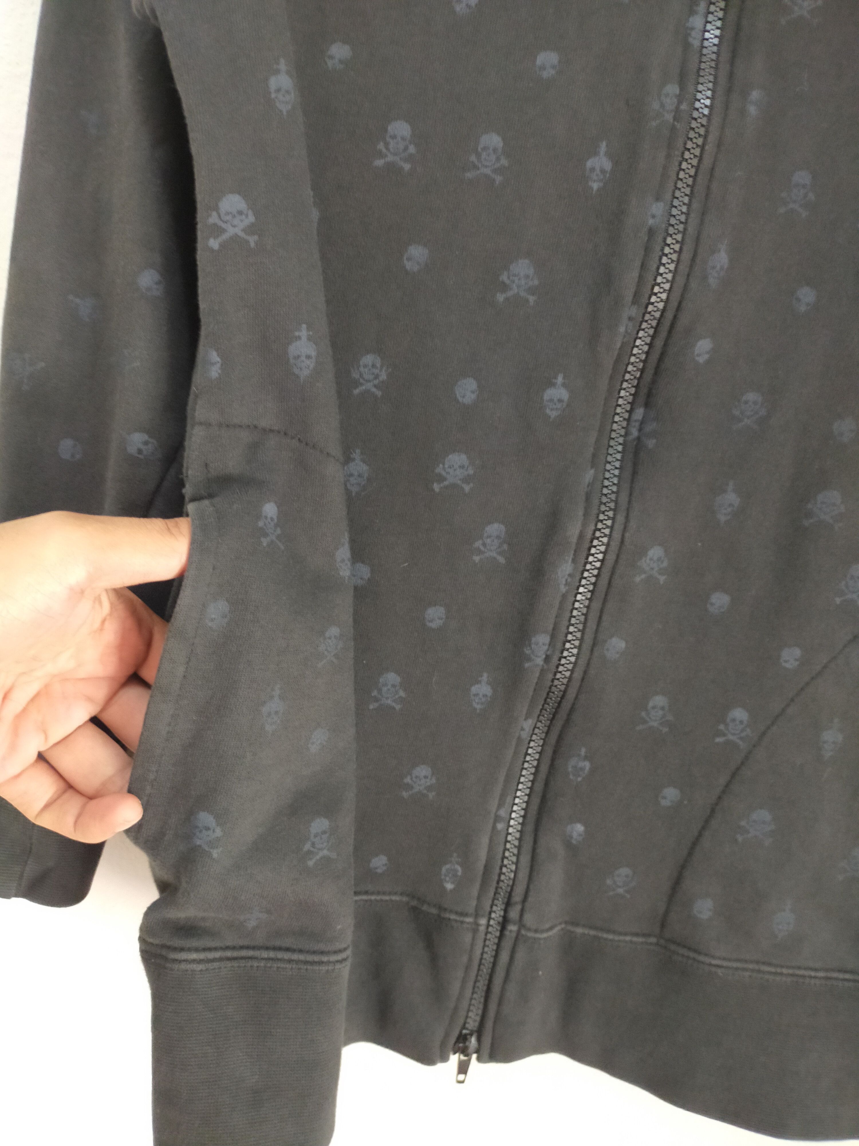 Japanese Brand Vintage Algonquins Skull Logo Punk Zip Up Hoodie Size US M / EU 48-50 / 2 - 3 Thumbnail