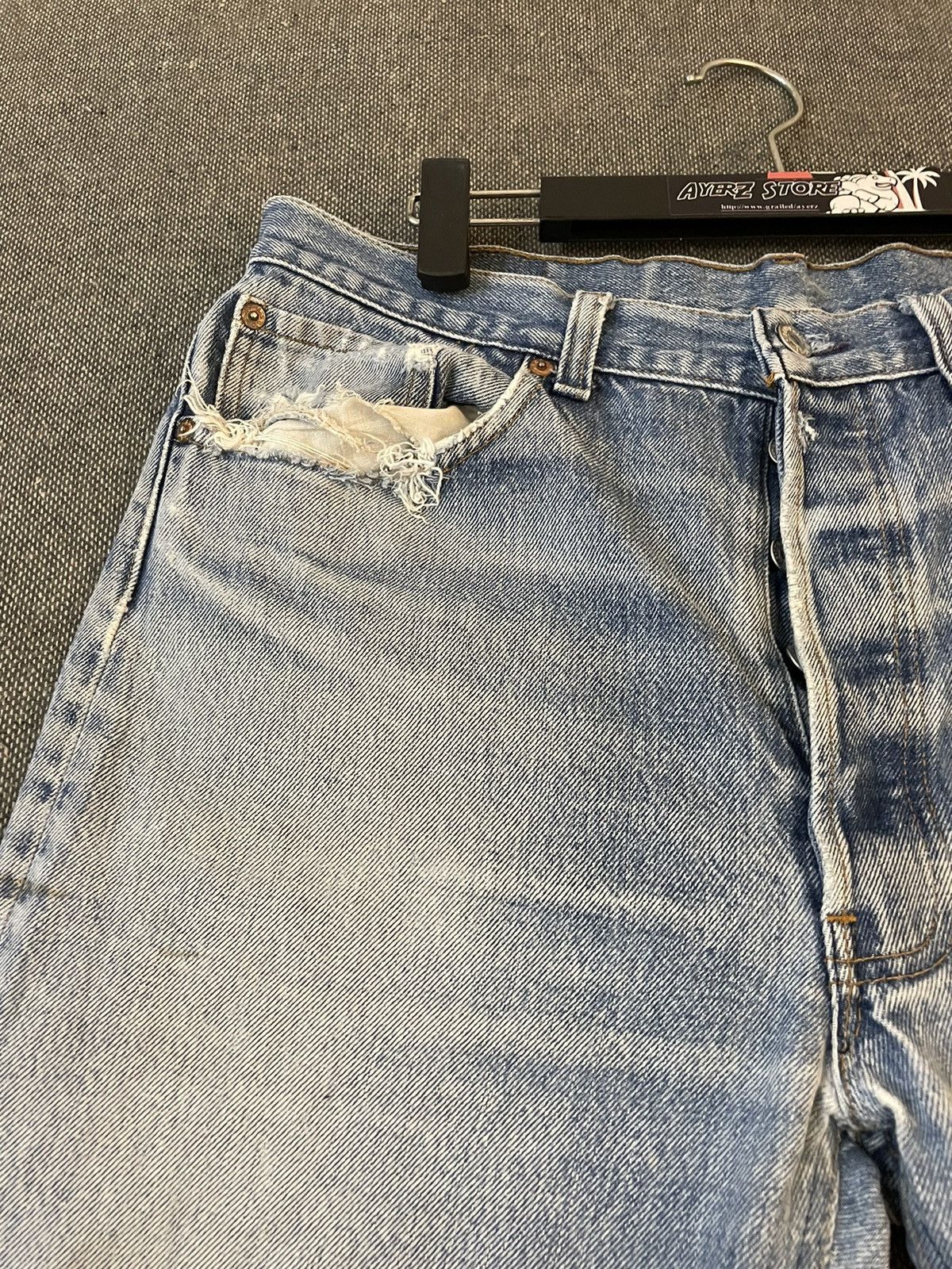 Levi's Vintage Clothing Vintage 90s Faded Distressed Levi’s 501 Jeans Size US 34 / EU 50 - 5 Thumbnail