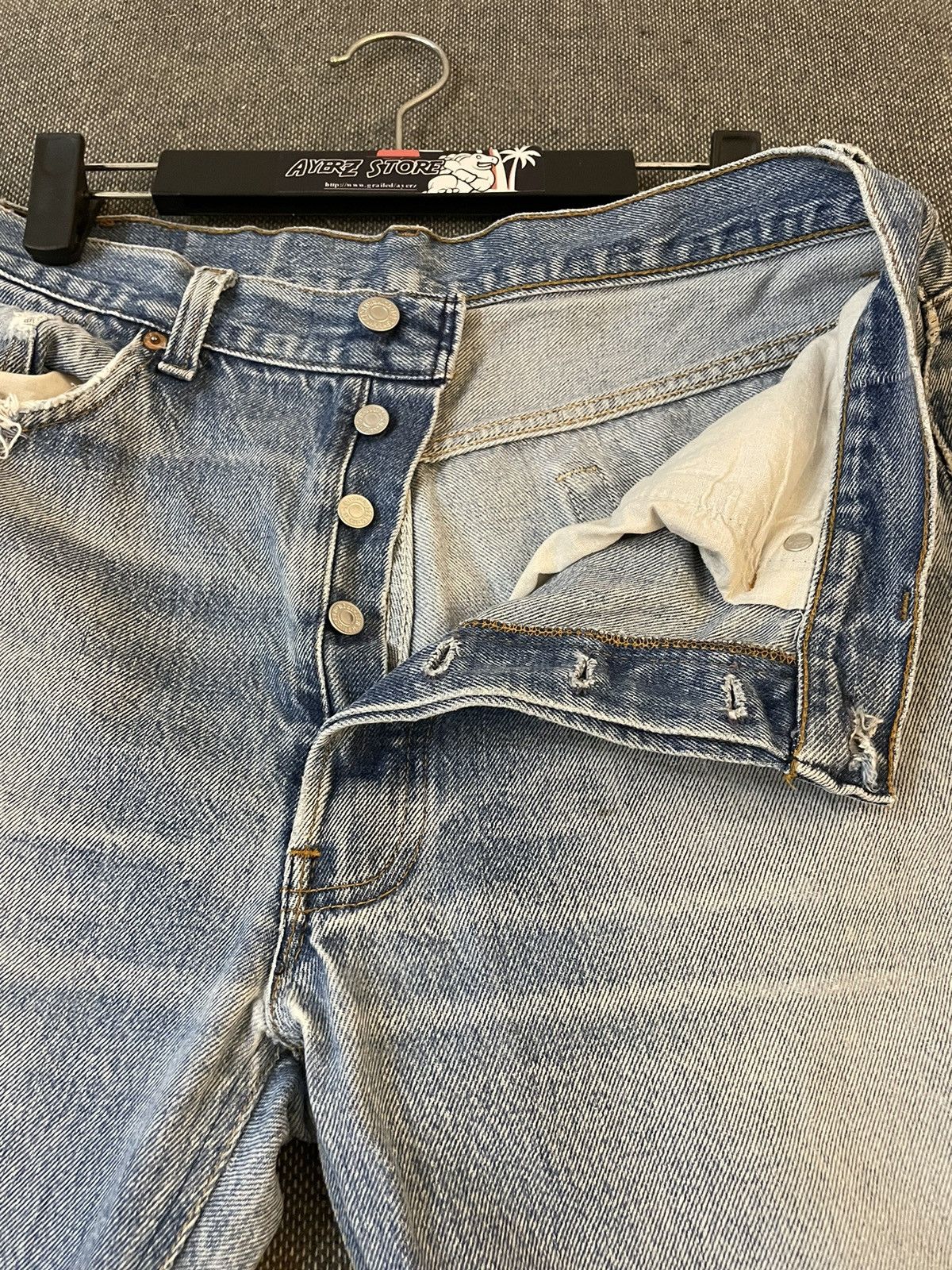 Levi's Vintage Clothing Vintage 90s Faded Distressed Levi’s 501 Jeans Size US 34 / EU 50 - 11 Thumbnail