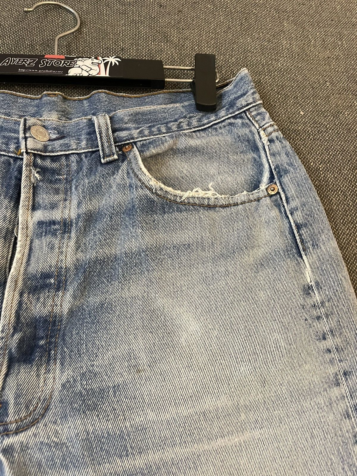 Levi's Vintage Clothing Vintage 90s Faded Distressed Levi’s 501 Jeans Size US 34 / EU 50 - 4 Thumbnail