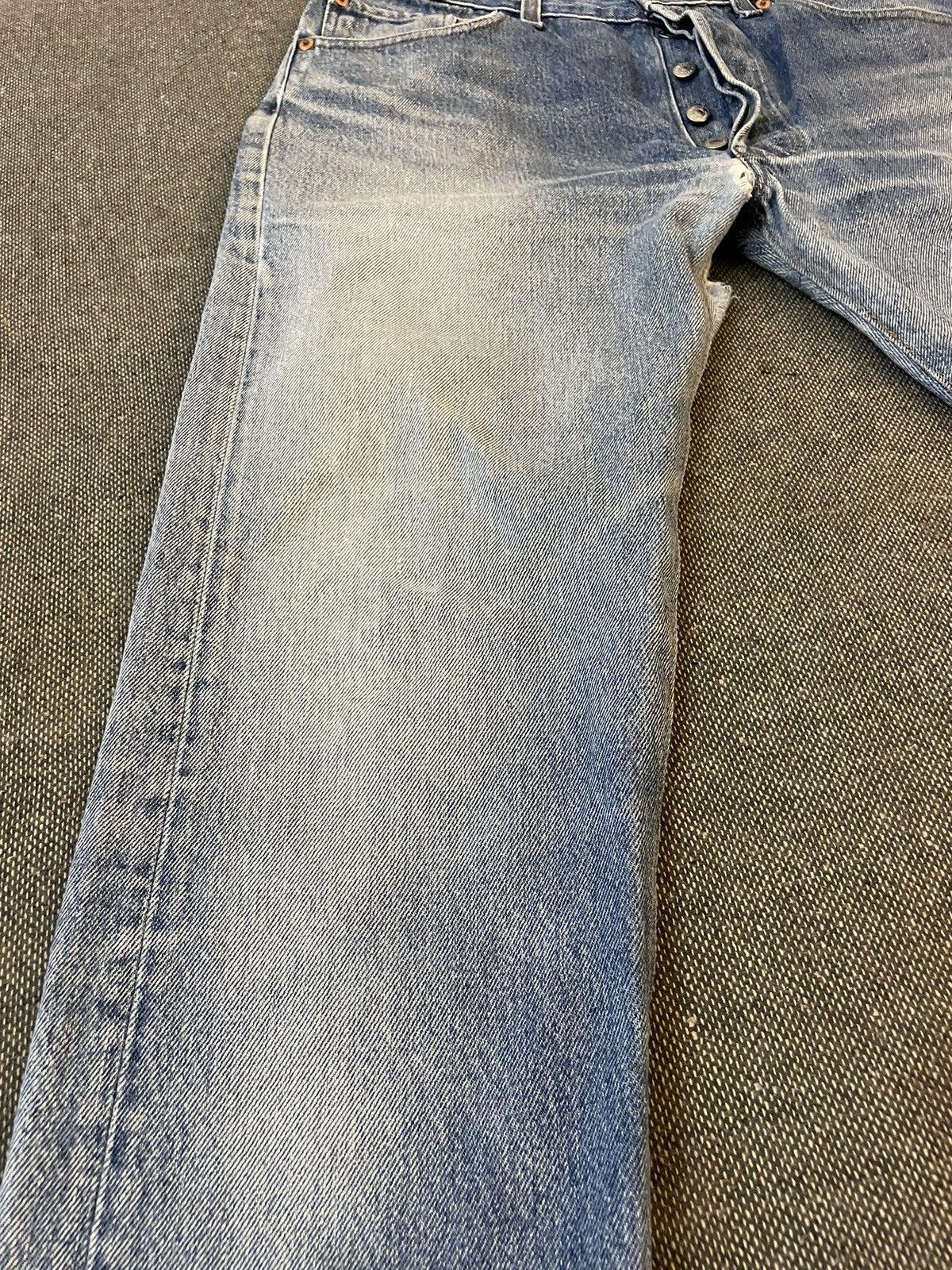 Levi's Vintage Clothing Vintage 90s Faded Distressed Levi’s 501 Jeans Size US 32 / EU 48 - 6 Thumbnail
