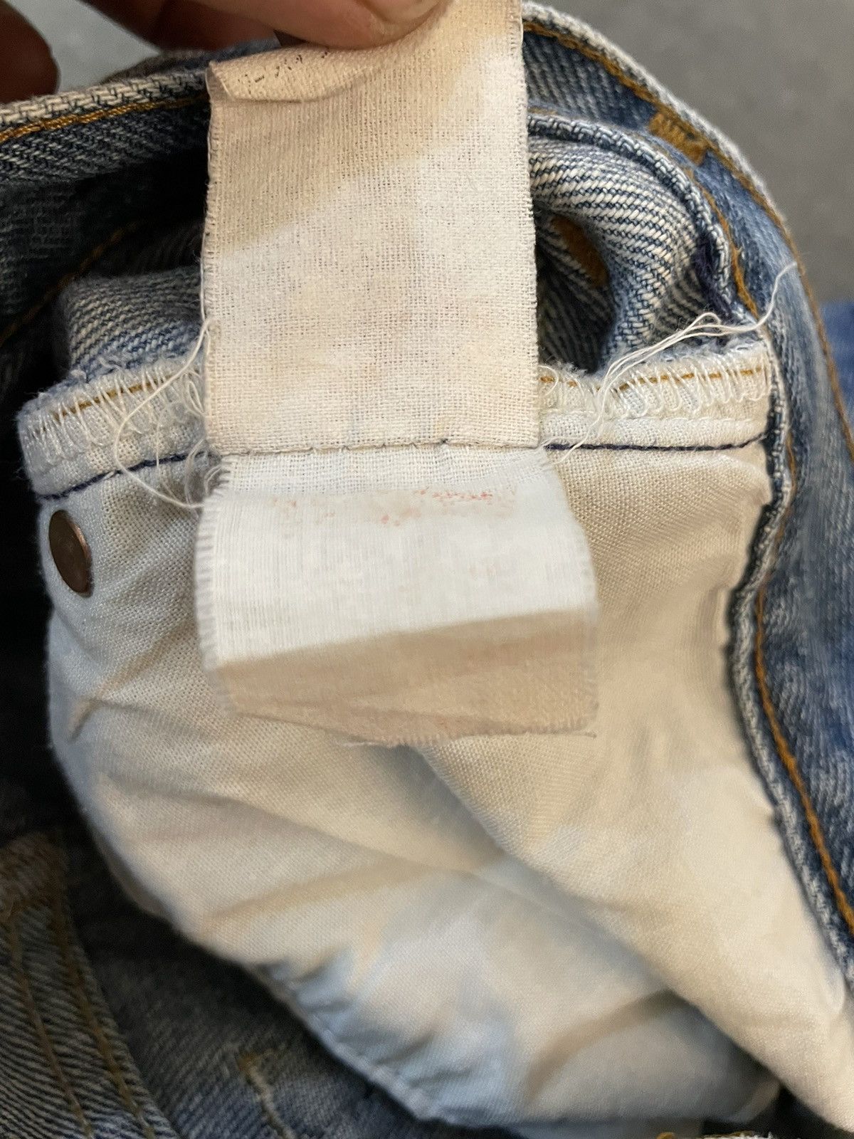 Levi's Vintage Clothing Vintage 90s Faded Distressed Levi’s 501 Jeans Size US 32 / EU 48 - 21 Thumbnail