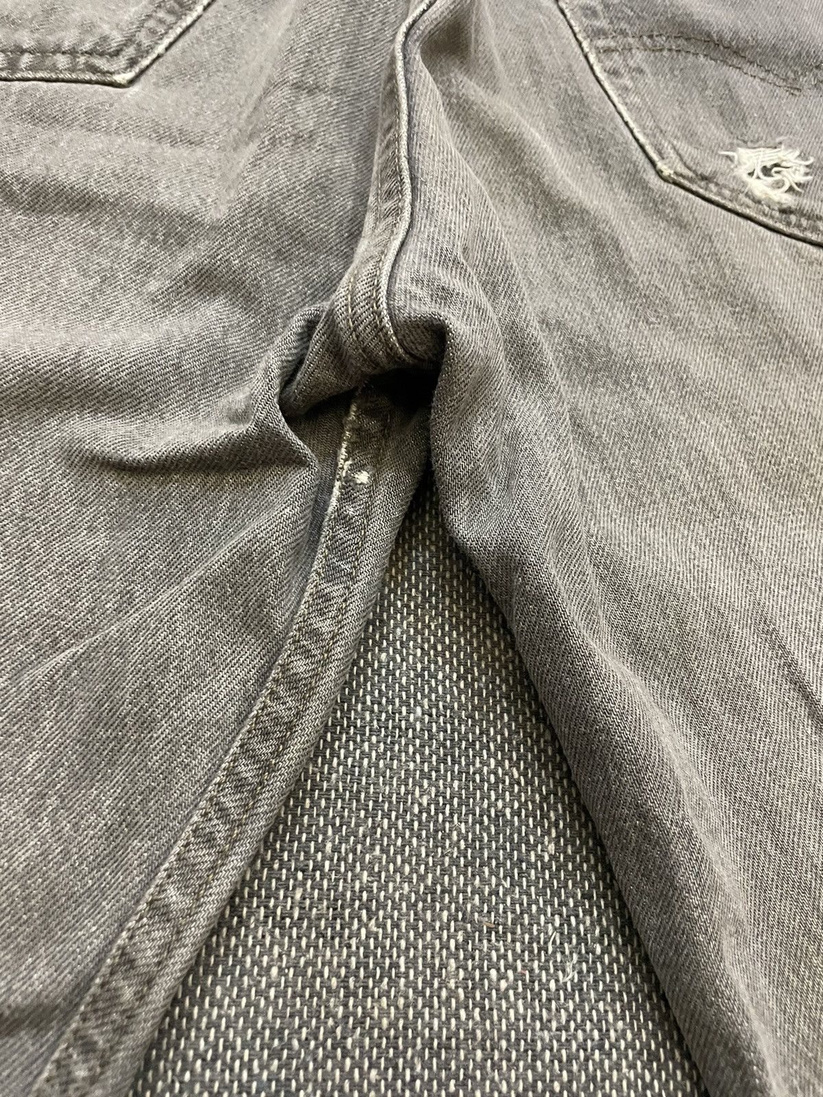 Levi's Vintage 80s Levi’s 501 Distressed Denim Jeans Size US 32 / EU 48 - 13 Thumbnail