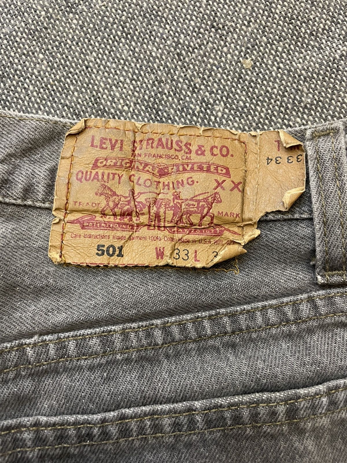 Levi's Vintage 80s Levi’s 501 Distressed Denim Jeans Size US 32 / EU 48 - 20 Thumbnail