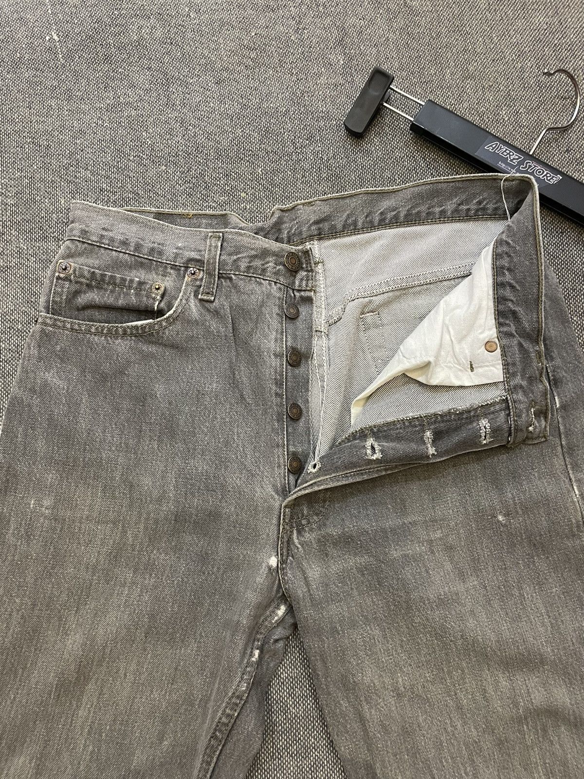Levi's Vintage 80s Levi’s 501 Distressed Denim Jeans Size US 32 / EU 48 - 9 Thumbnail