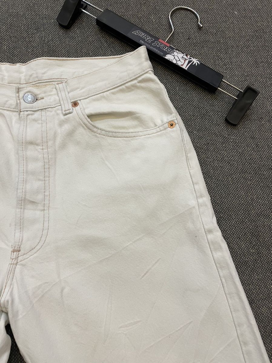 Levi's × Levi's Vintage Clothing Vintage 80s Levi’s 501 White Jeans Size US 31 - 2 Thumbnail