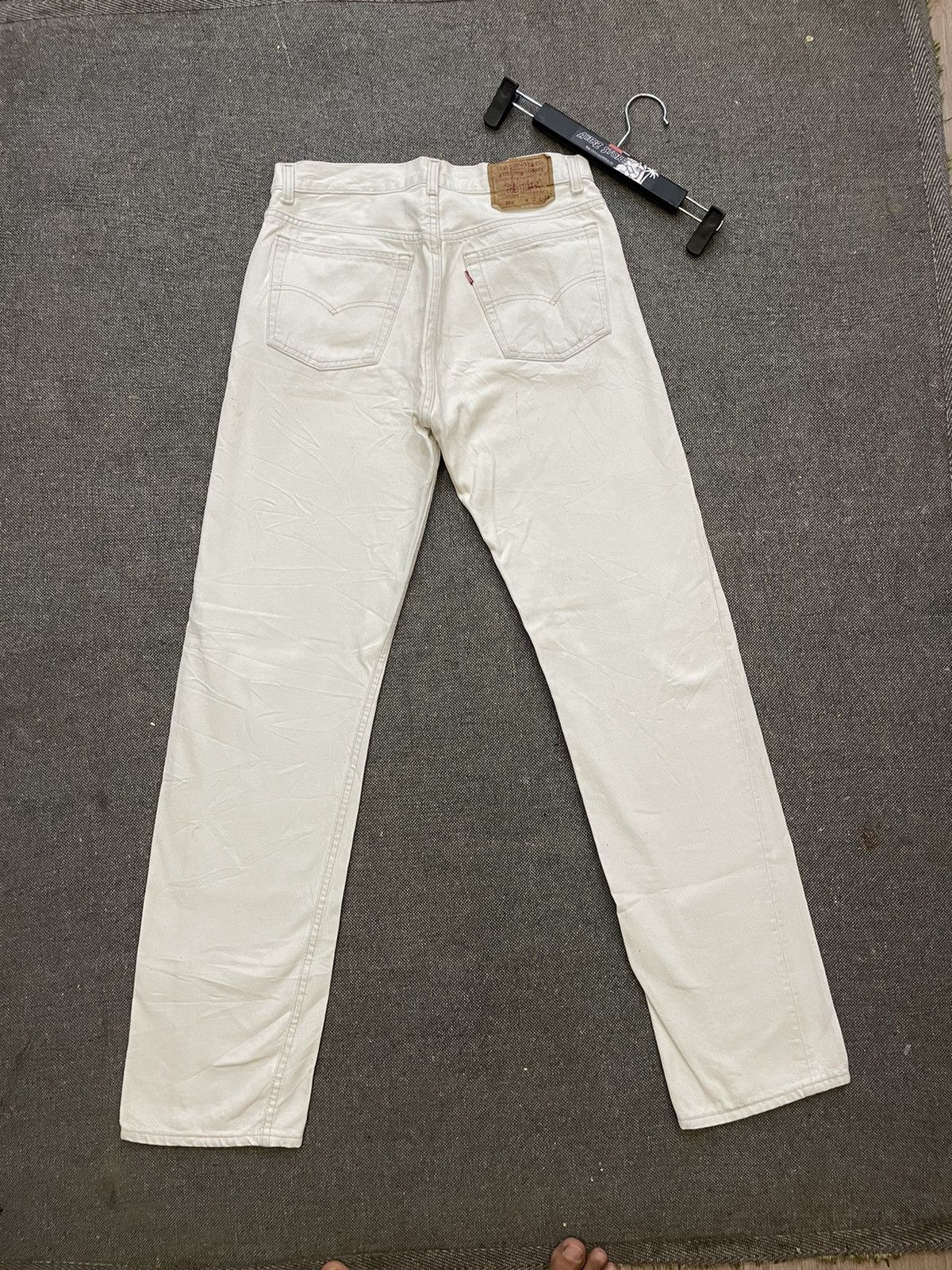 Levi's × Levi's Vintage Clothing Vintage 80s Levi’s 501 White Jeans Size US 31 - 8 Thumbnail