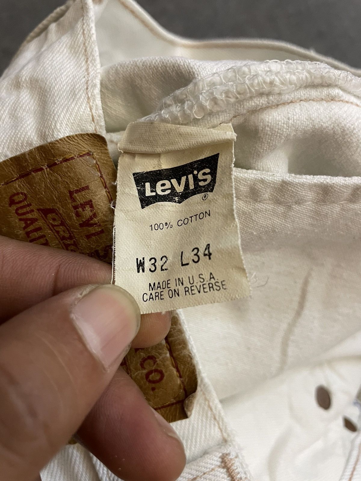 Levi's × Levi's Vintage Clothing Vintage 80s Levi’s 501 White Jeans Size US 31 - 18 Thumbnail