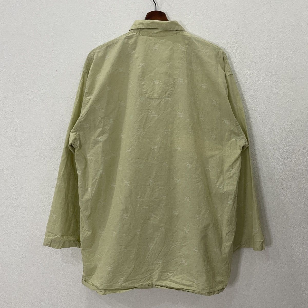 Burberry Vintage Burberry Faded Buttom Ups Shirt Size US L / EU 52-54 / 3 - 7 Thumbnail