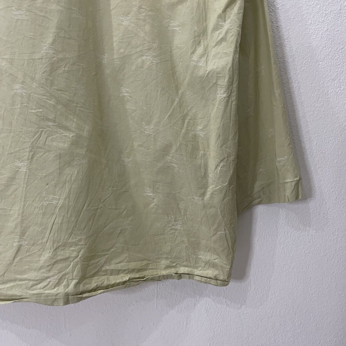 Burberry Vintage Burberry Faded Buttom Ups Shirt Size US L / EU 52-54 / 3 - 8 Thumbnail