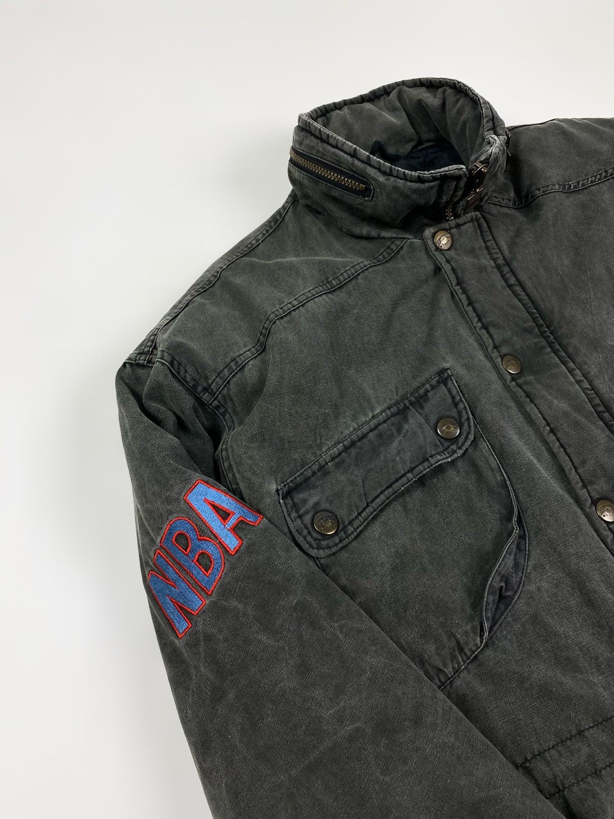 NBA Vintage NBA Chicago Bulls Nutmeg Jacket Size US XL / EU 56 / 4 - 5 Thumbnail