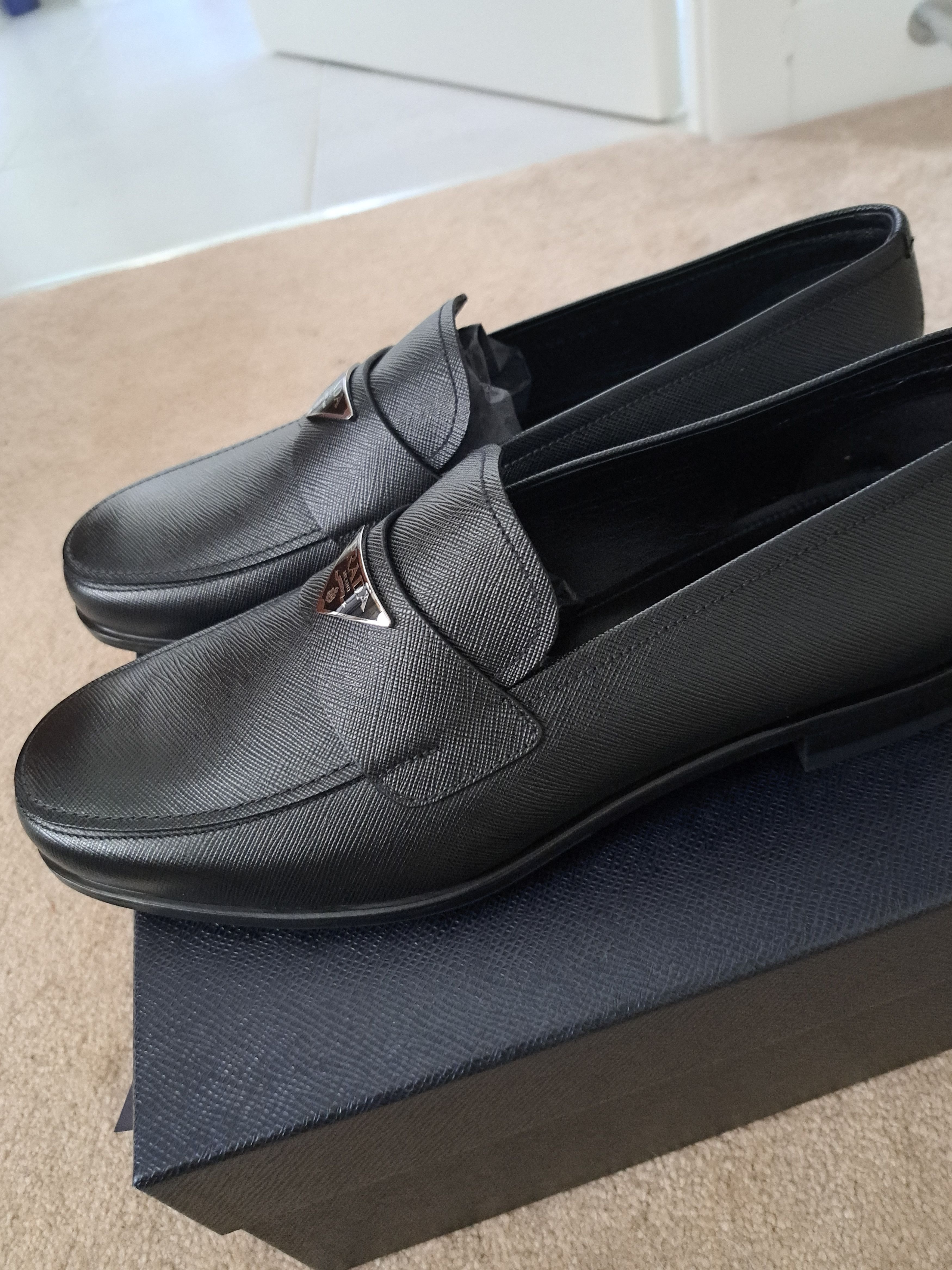 Prada Prada Saffiano Loafers UK 9 Size US 10 / EU 43 - 2 Thumbnail