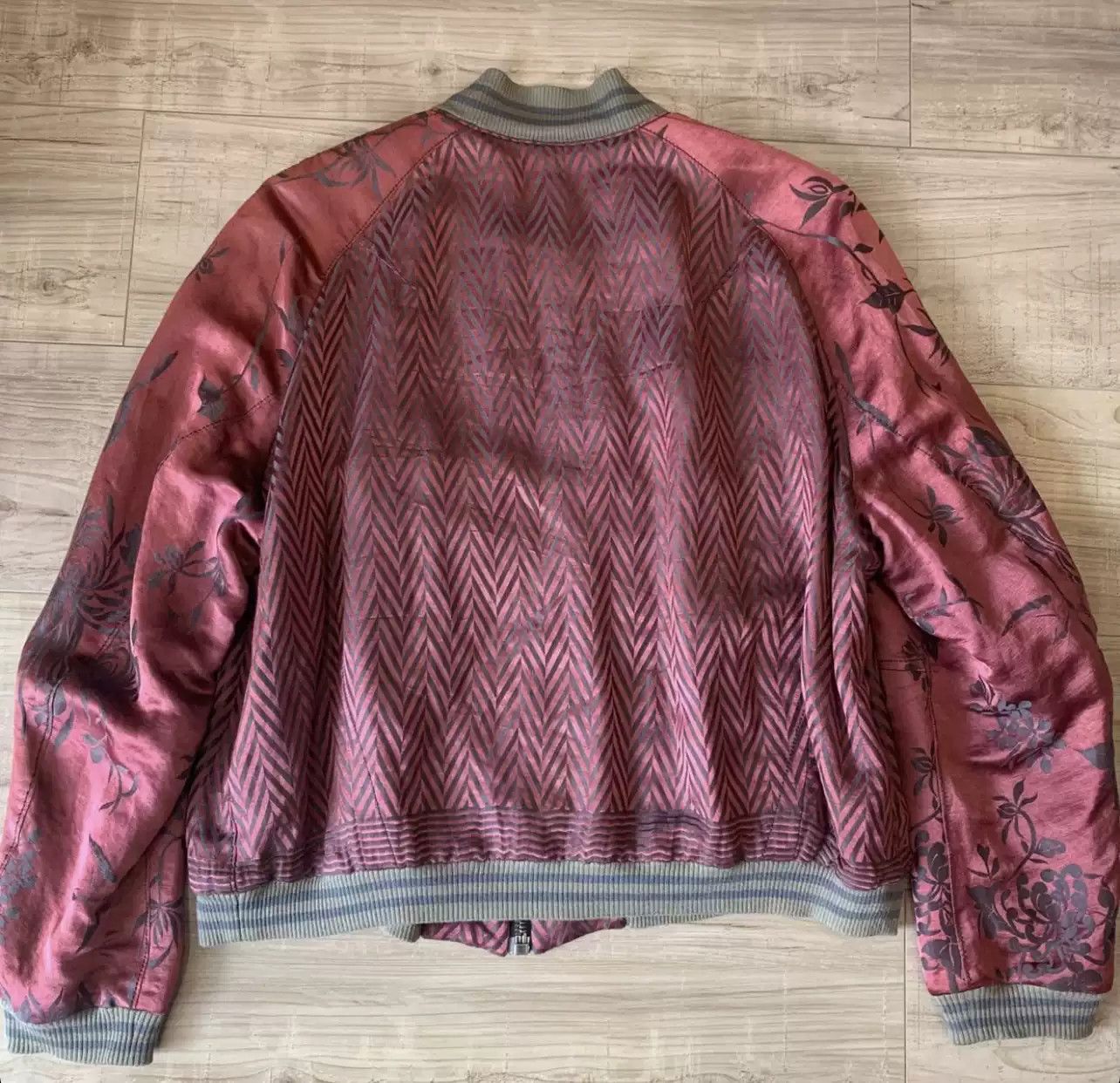Haider Ackermann haider ackermann Red flower 15ss Floral silk bomber Size US M / EU 48-50 / 2 - 2 Thumbnail