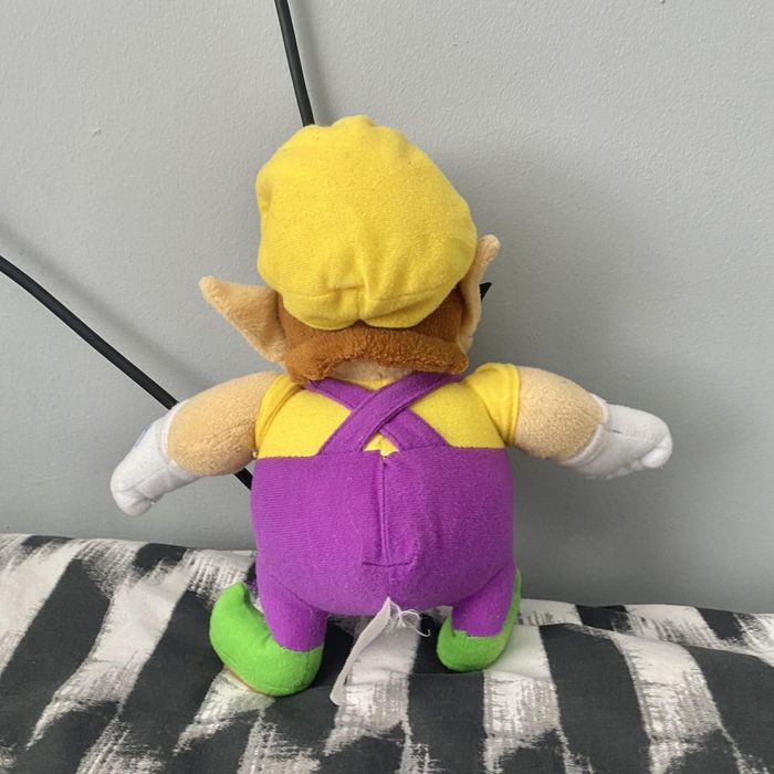 Nintendo Super Mario bros Wario plush cuddly toy 10” | Grailed