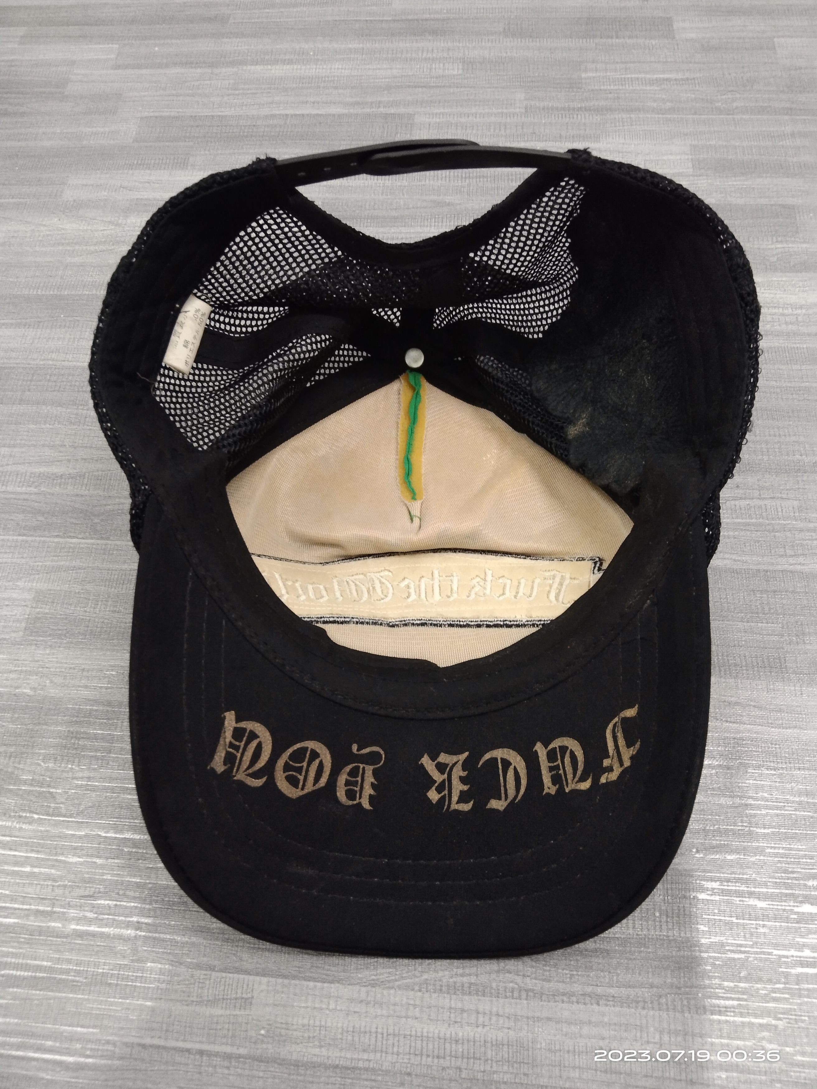 Japanese Brand PORN SCRIPE CROSS PACTH FUCK THE WOLD FUCK YOU Size ONE SIZE - 5 Thumbnail
