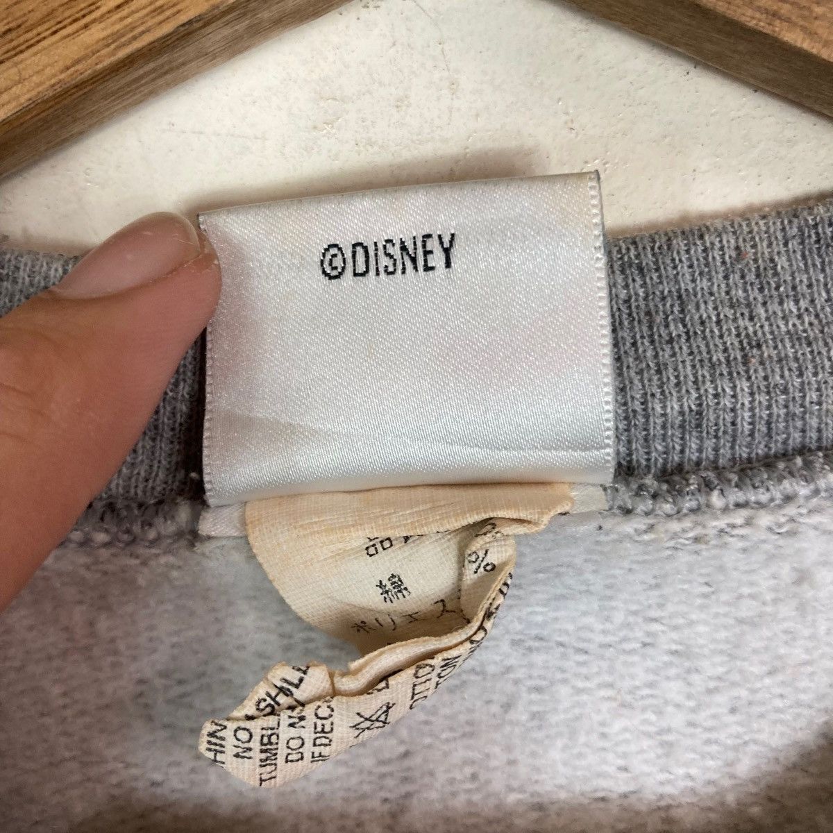 Vintage The Disney Store Winnie The Pooh Pullover Jumper