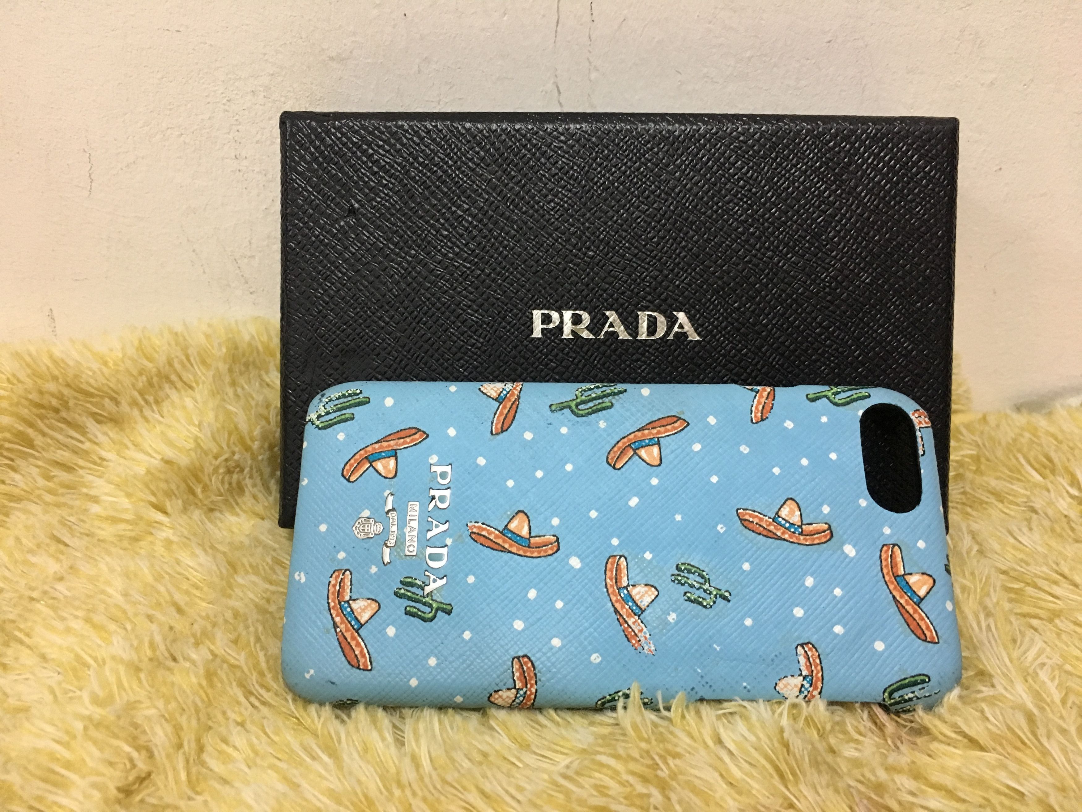 Prada Auth Prada Milano Iphone Cover Size ONE SIZE - 1 Thumbnail