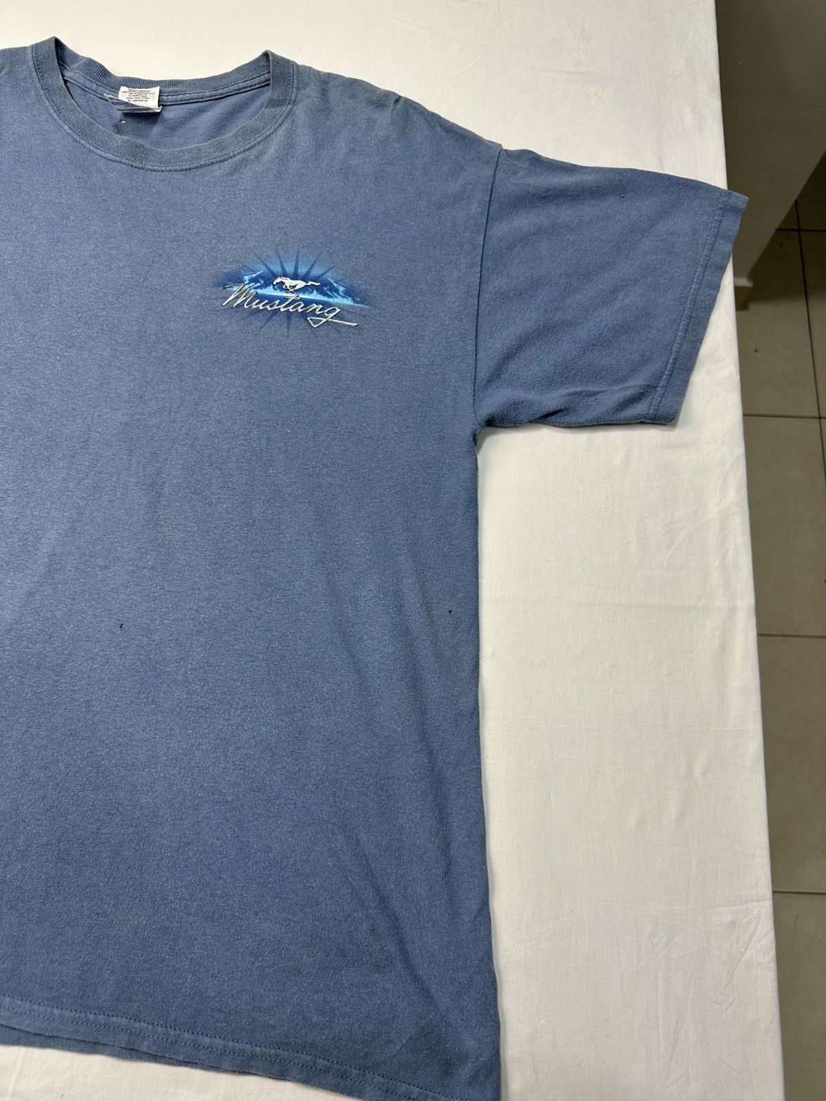 Gildan Vtg Mustang classic muscle cars motorsport tee Size US L / EU 52-54 / 3 - 5 Thumbnail