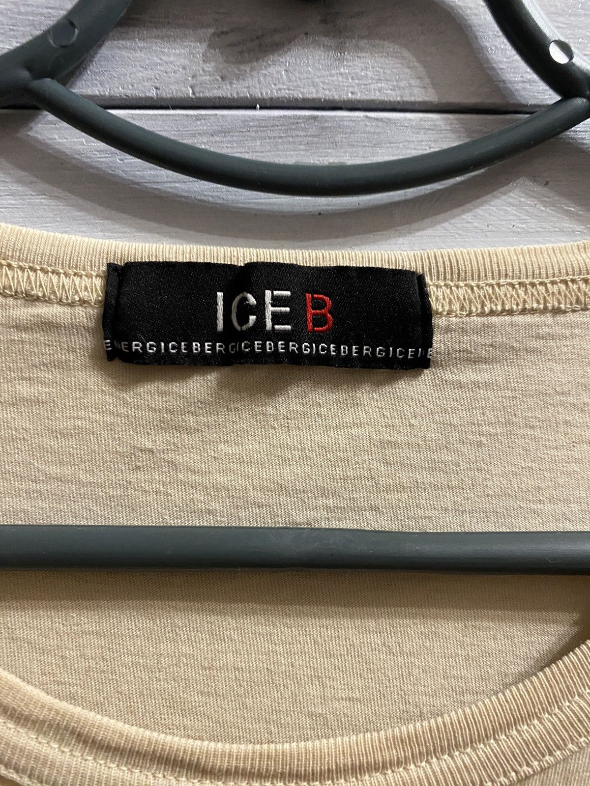 Iceberg Rare Vintage T-Shirt IceBerg Luxury Made in Italy. Size US XL / EU 56 / 4 - 3 Thumbnail