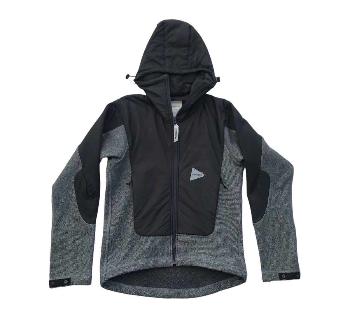 image of And Wander Women Sweater Hoodie in Black (Size Small)