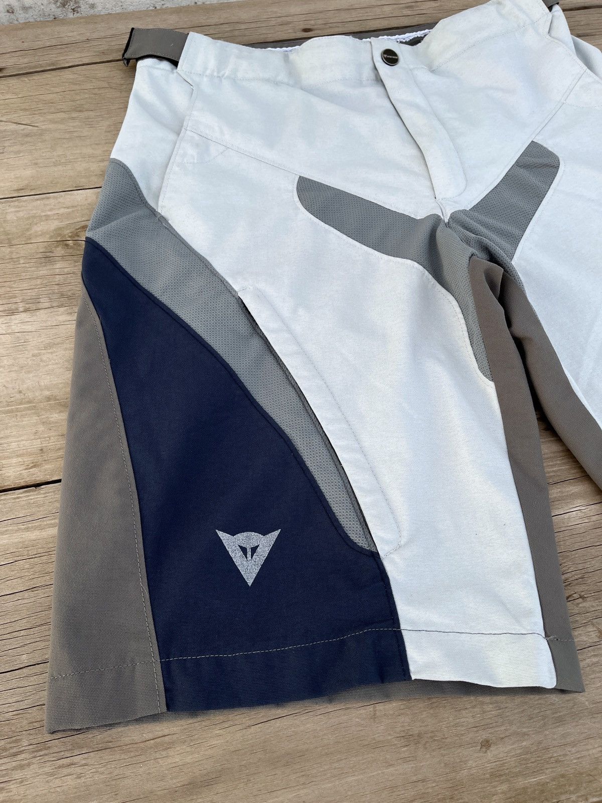 Dainese 🔥Rare DAINESE DNI Ventilated Gorpcore Shorts Size US 31 - 4 Thumbnail