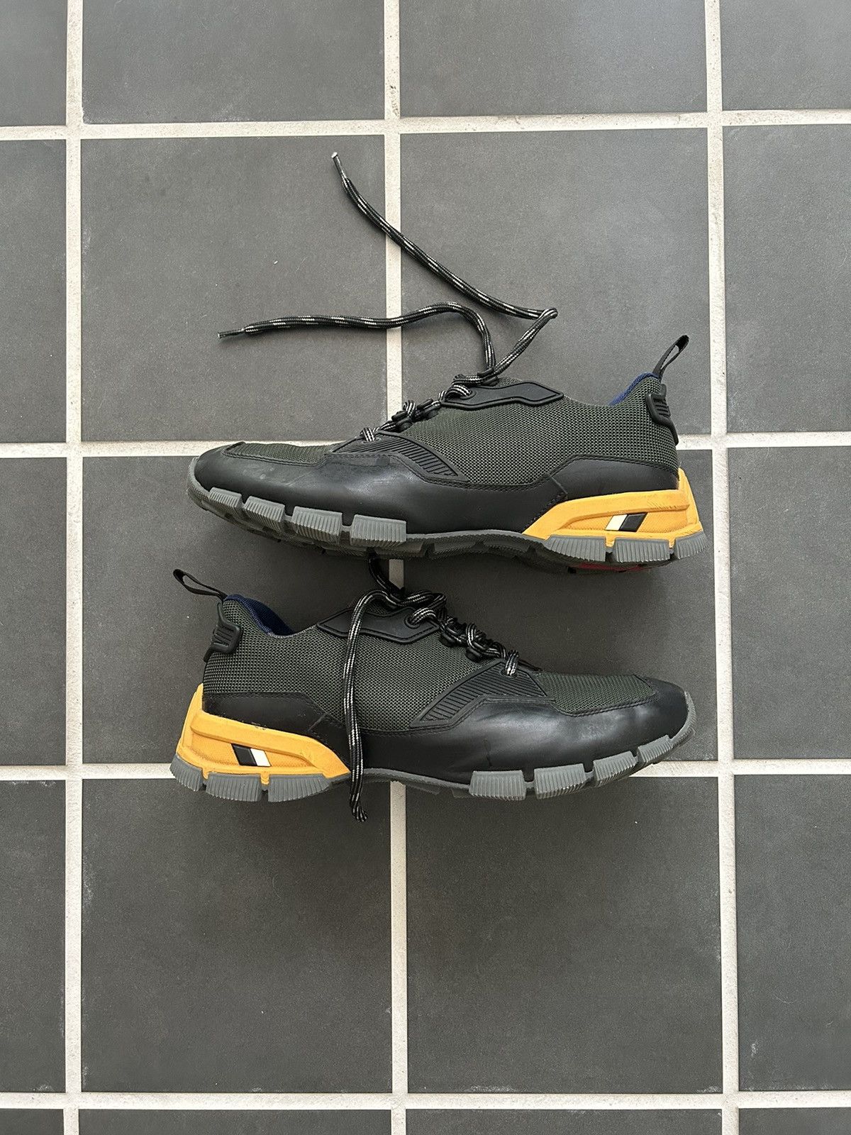 Prada Prada - Men’s Trail Sneaker Size US 8 / EU 41 - 4 Thumbnail