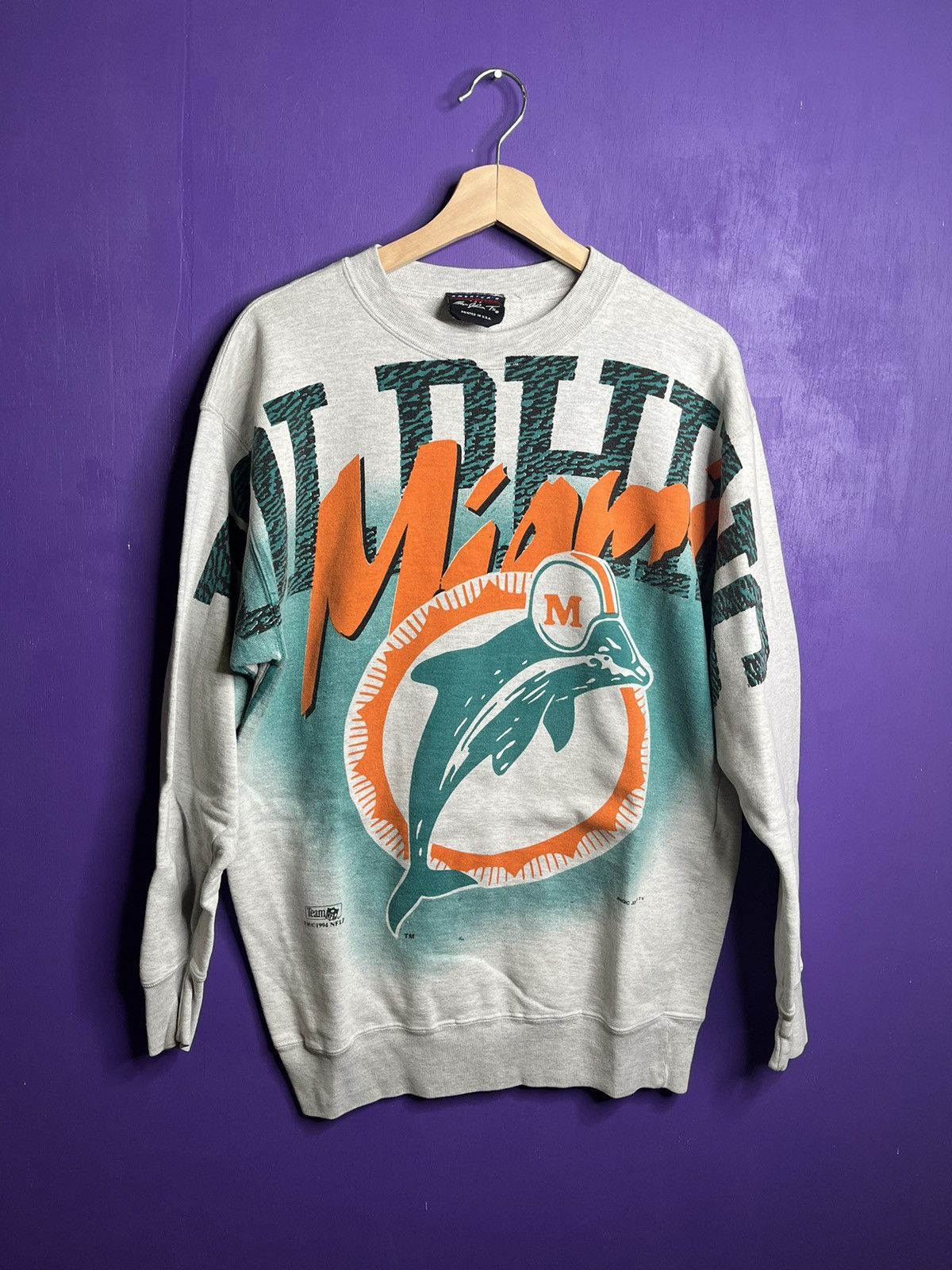 Vintage Miami Dolphins shops NFL Magic Johnson T’s Print All Over Sweatshirt Sz L