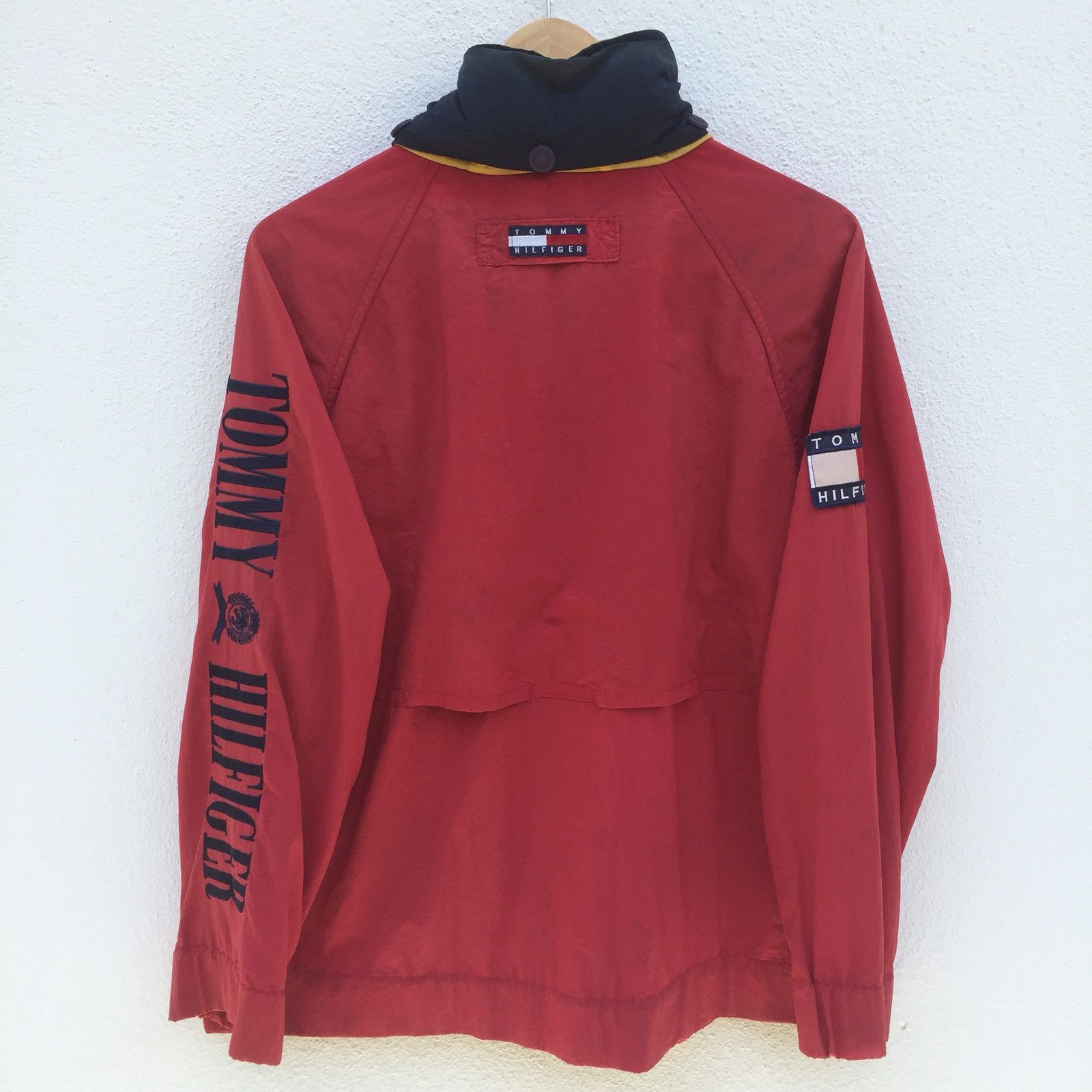 Tommy Hilfiger Vintage Distressed 90s Tommy Hilfiger Embroidered Sun Faded Size US M / EU 48-50 / 2 - 3 Thumbnail
