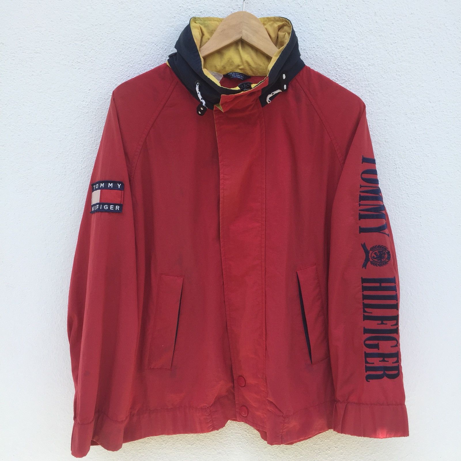 Tommy Hilfiger Vintage Distressed 90s Tommy Hilfiger Embroidered Sun Faded Size US M / EU 48-50 / 2 - 1 Thumbnail