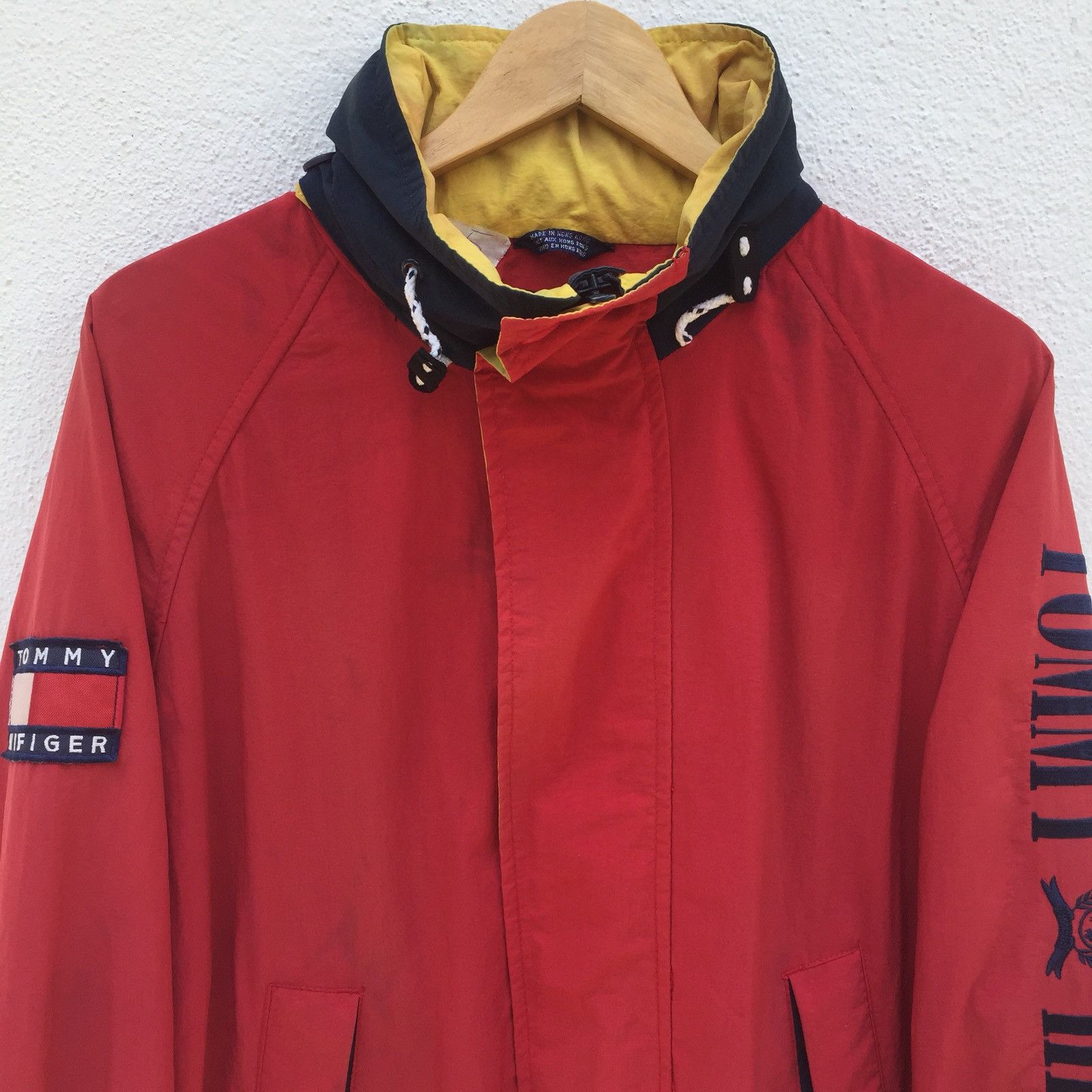 Tommy Hilfiger Vintage Distressed 90s Tommy Hilfiger Embroidered Sun Faded Size US M / EU 48-50 / 2 - 2 Thumbnail