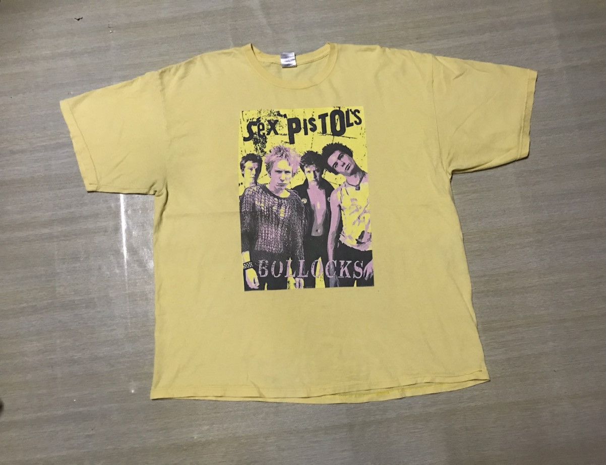 image of Band Tees x Gildan VTG Sex Pistols Punk Band Yellow Tee, Men's (Size 2XL)