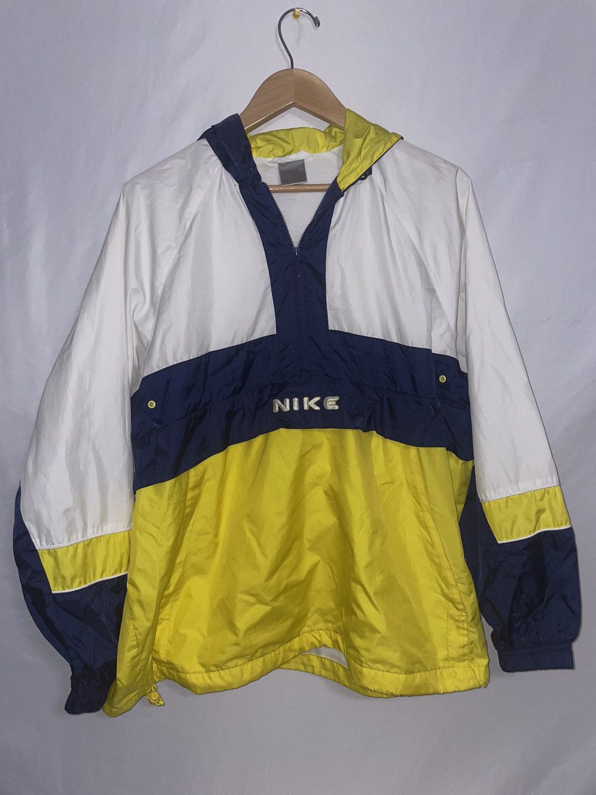 nike pullover windbreaker vintage