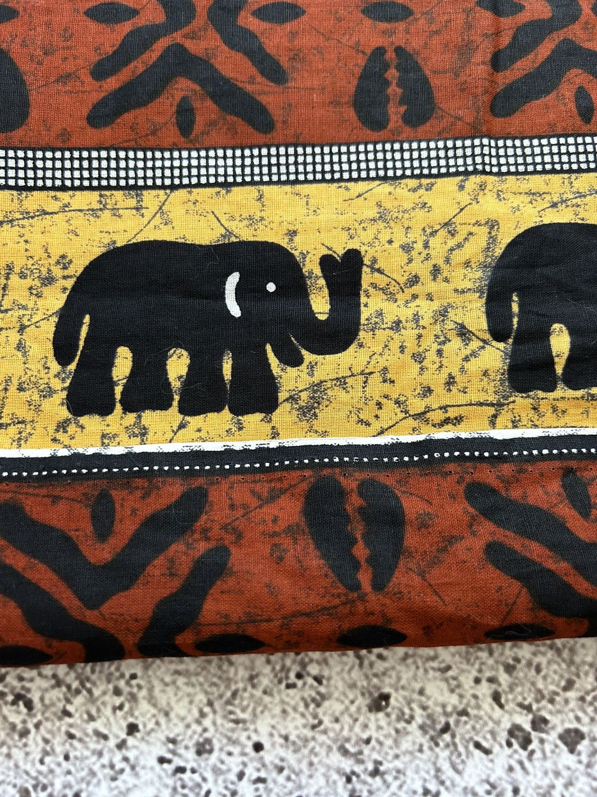 Japanese Brand Vintage Graphic Elephant India Hawaiian Style Luxury Shirt Size US XL / EU 56 / 4 - 11 Thumbnail