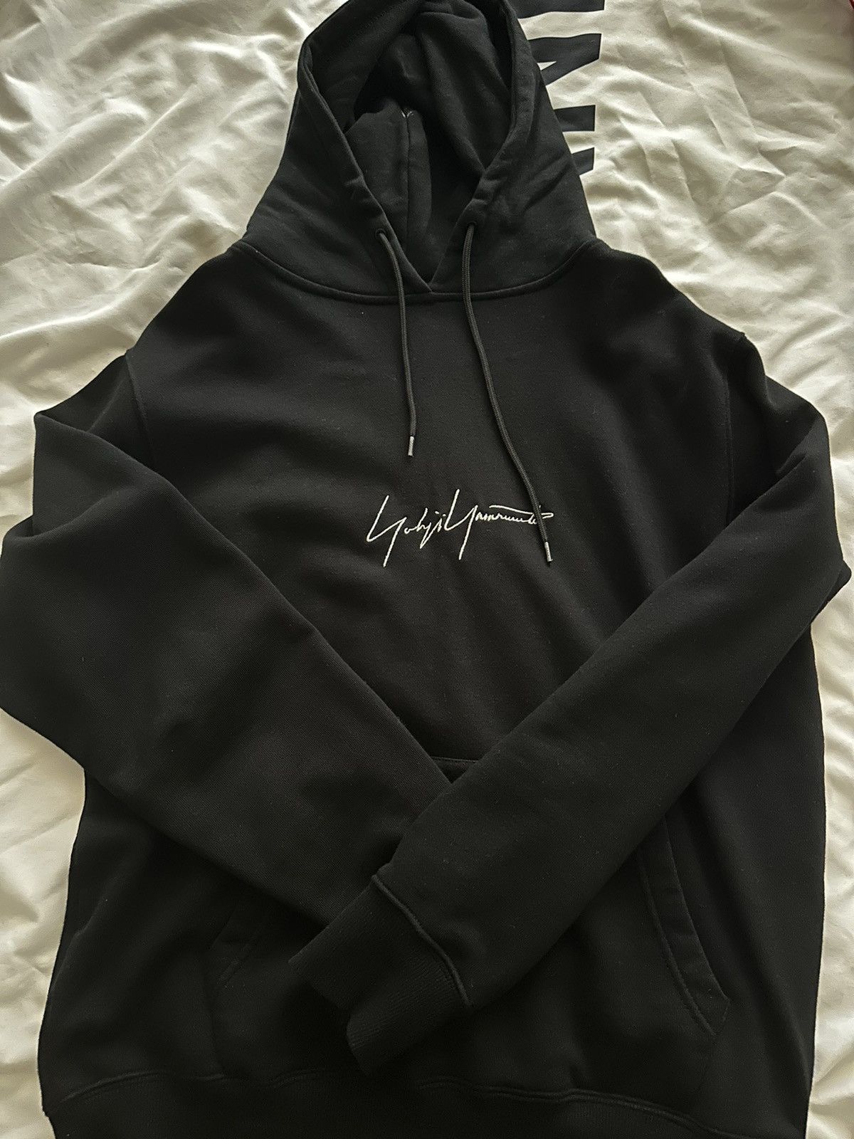 胸キュンアイテム【ヨウジヤマモト】SIGNATURE PRINT HOODIE Yohji Yamamoto Signature Hoodie | Grailed