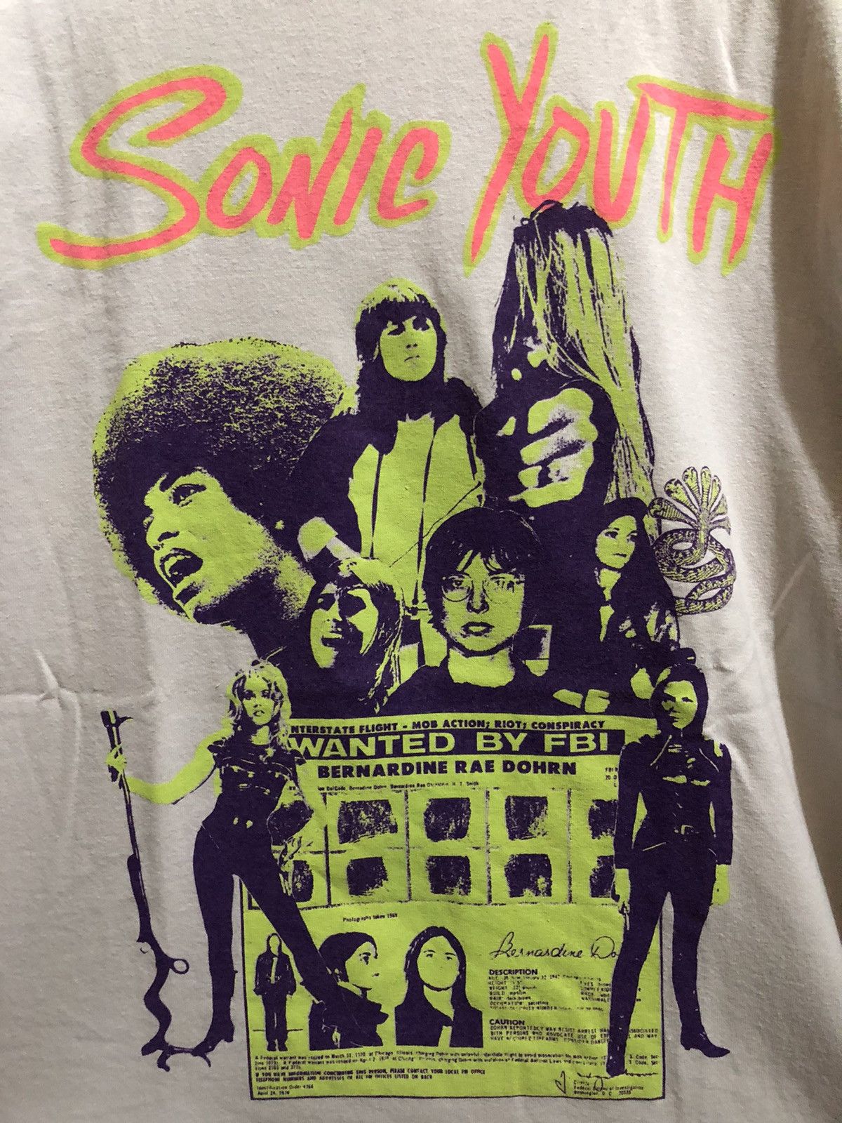 Band Tees Vintage Sonic Youth Kool Thing Gracias - Glow In The Dark Size US M / EU 48-50 / 2 - 3 Thumbnail