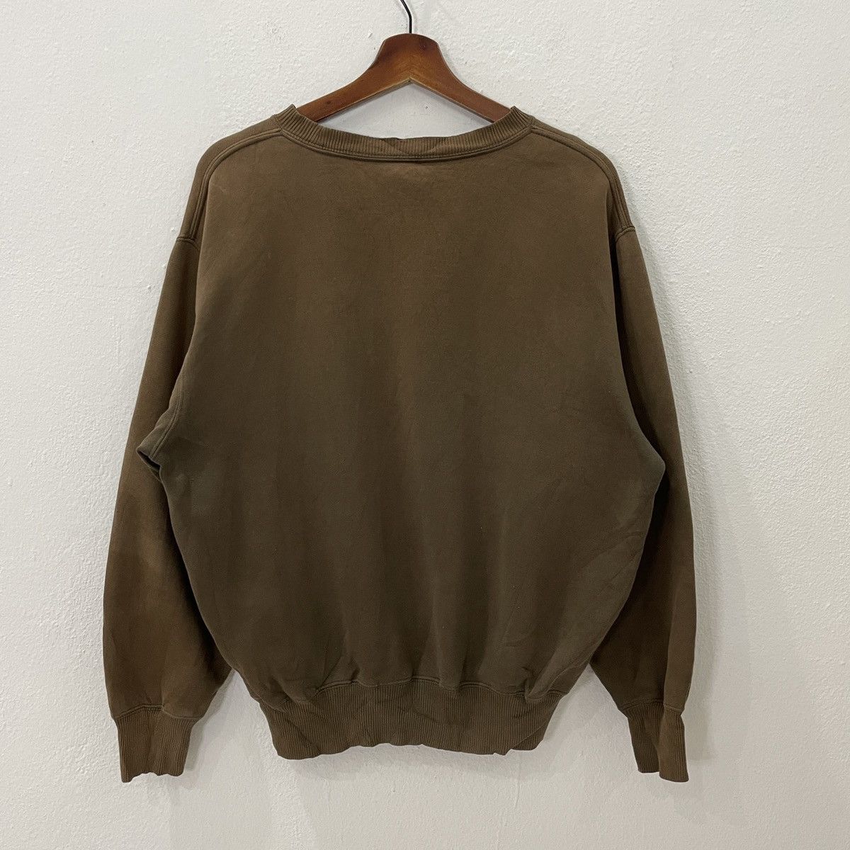 Champion Vintage Champion Embroidery Small Logo Sweatshirt Size US L / EU 52-54 / 3 - 7 Thumbnail