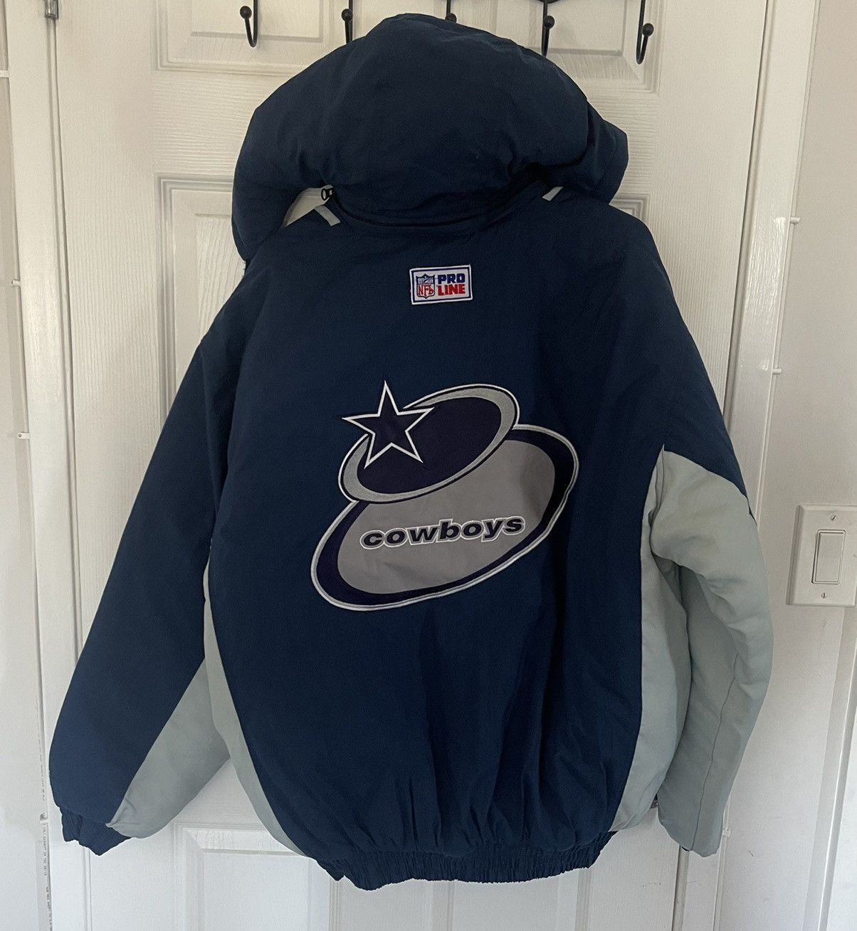 VINTAGE STARTER PRO LINE DALLAS COWBOYS FULL ZIPP WINTER JACKET SIZE L