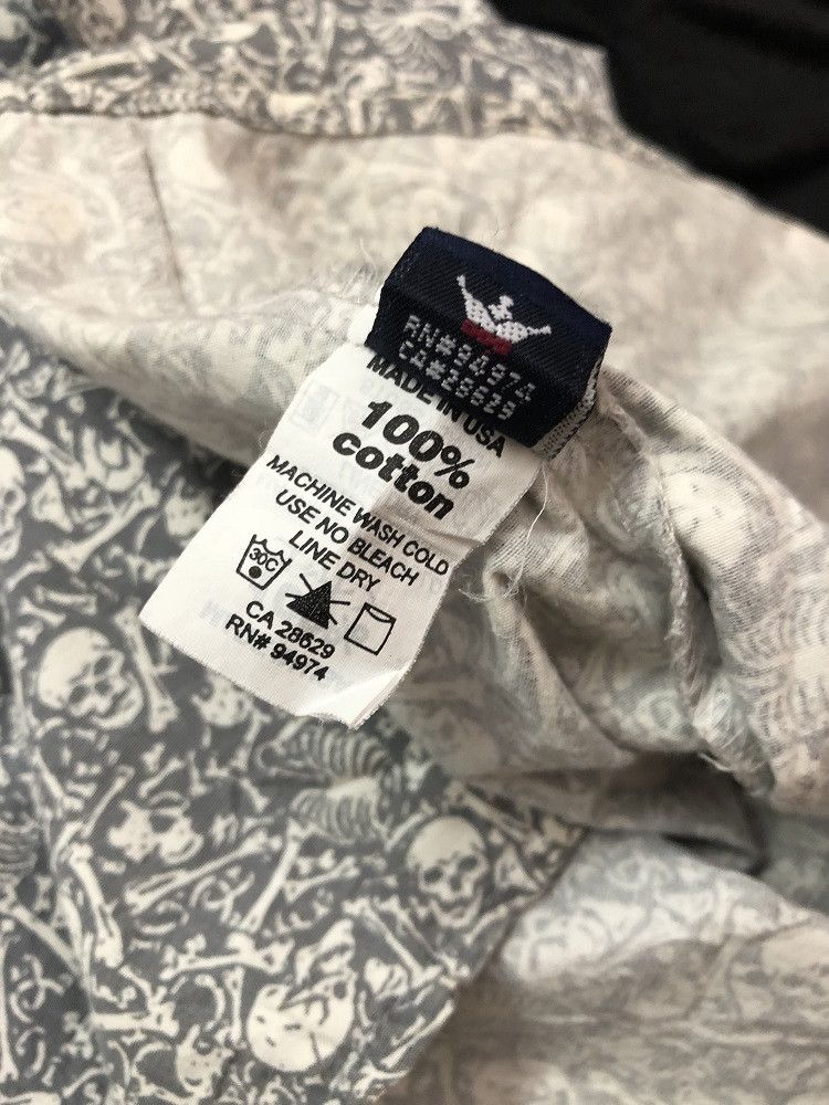 Stussy 👉🔥 Stussy Made in Usa All Printed Skeletons Button Shirt Size US M / EU 48-50 / 2 - 12 Thumbnail