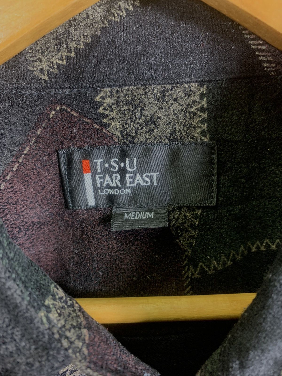 Japanese Brand Vintage Patchwork Flannel Shirt Jacket By T.S.U Far East Size M / US 6-8 / IT 42-44 - 3 Thumbnail