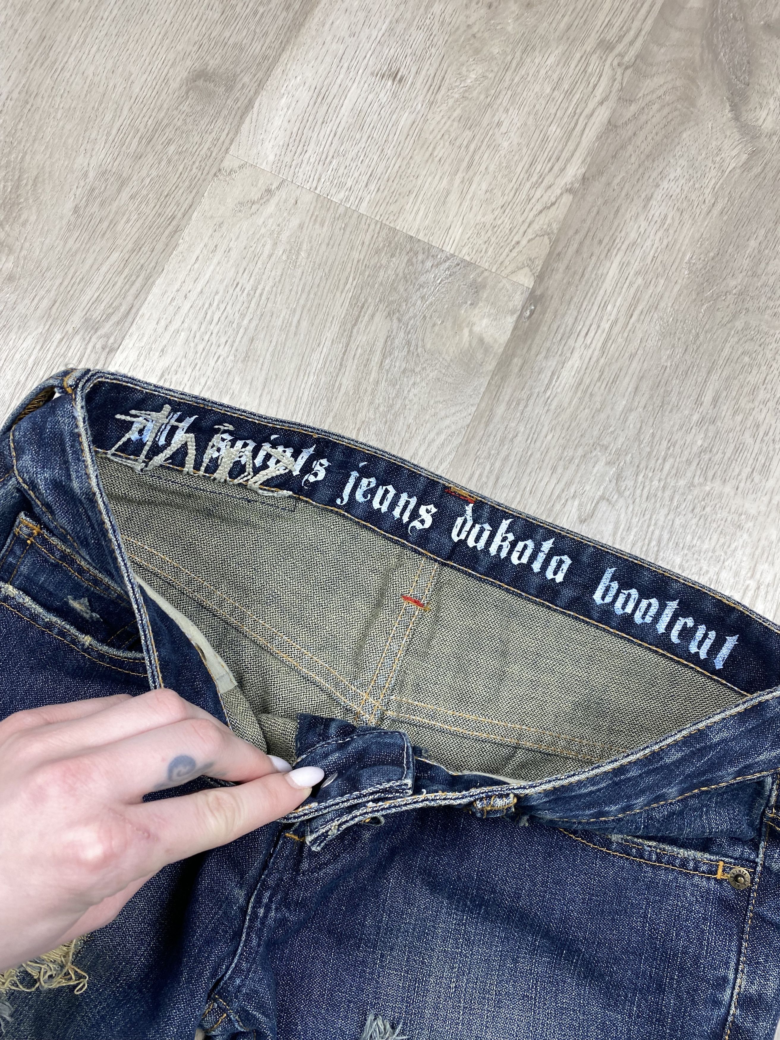 Allsaints Allsaints Vintage Womens Distressed Denim Pants Flared Jeans Size 27" / US 4 / IT 40 - 9 Thumbnail