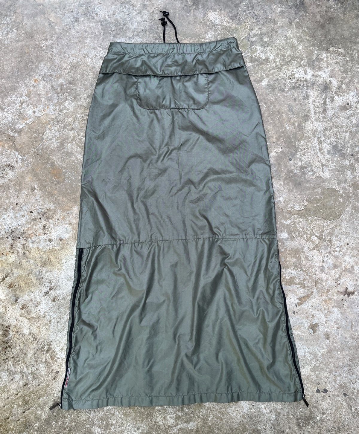 Japanese Brand × Moncler 🔥Rare 00’s MONCLER Zipped Nylon Y2K Tech Maxi Skirt Size 28" / US 6 / IT 42 - 3 Thumbnail