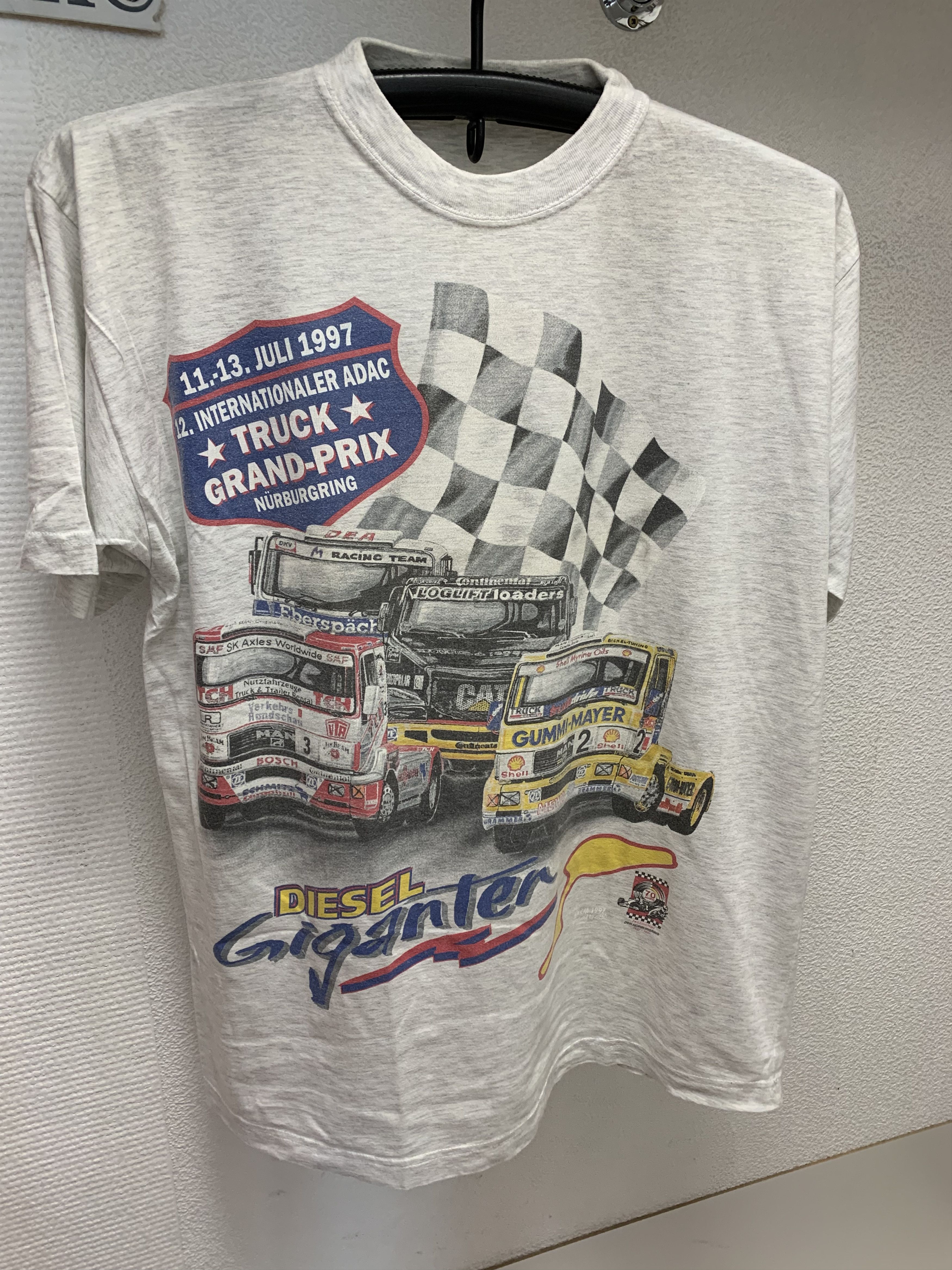 Vintage Racing diesel vintage t-shirt 1997 L truck grand prix Size US L / EU 52-54 / 3 - 1 Thumbnail