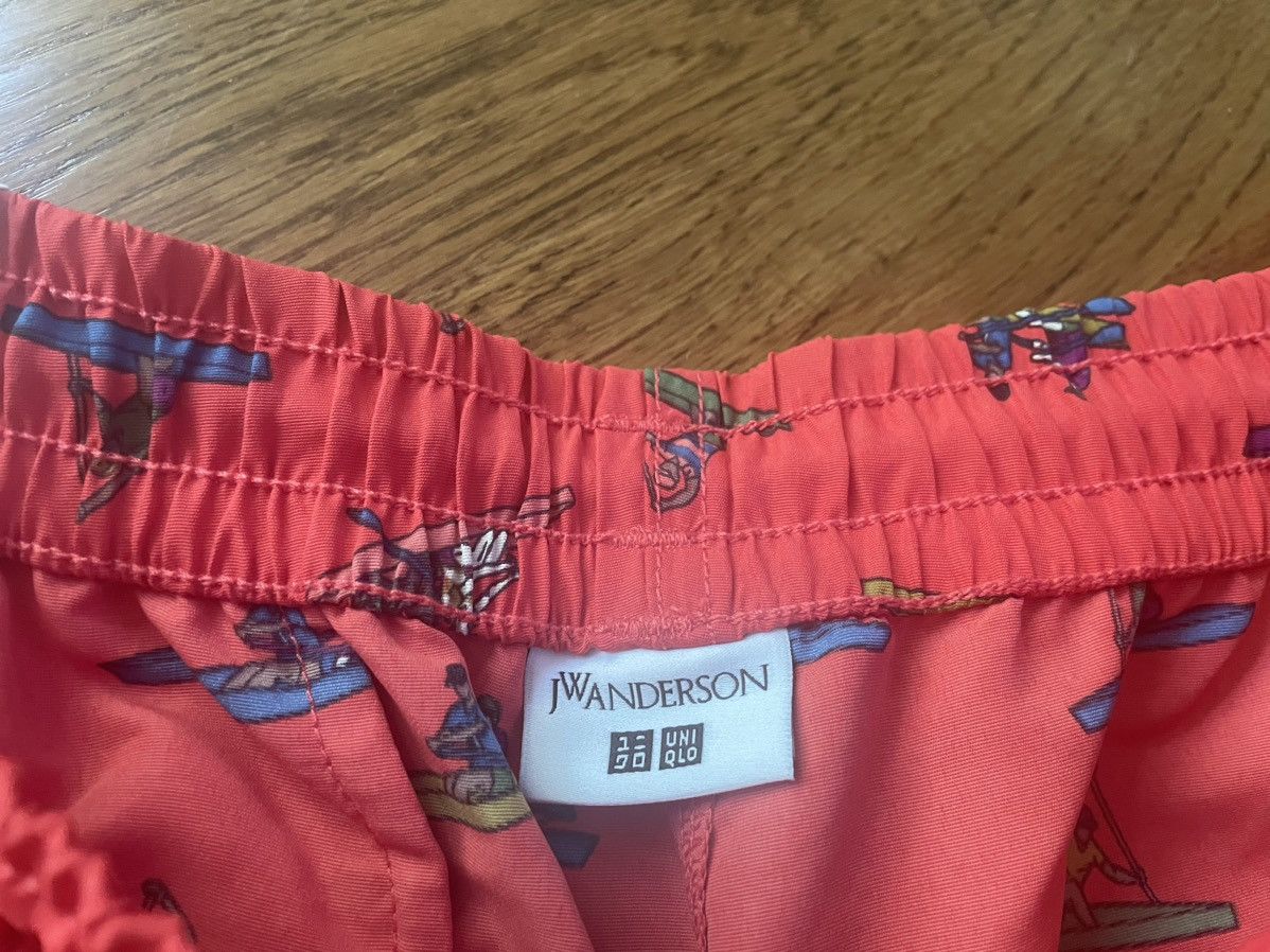 JW Anderson × Uniqlo Medium Swim Shorts Active Utility Red Rowing Trunks Pattern Size US 32 / EU 48 - 5 Thumbnail