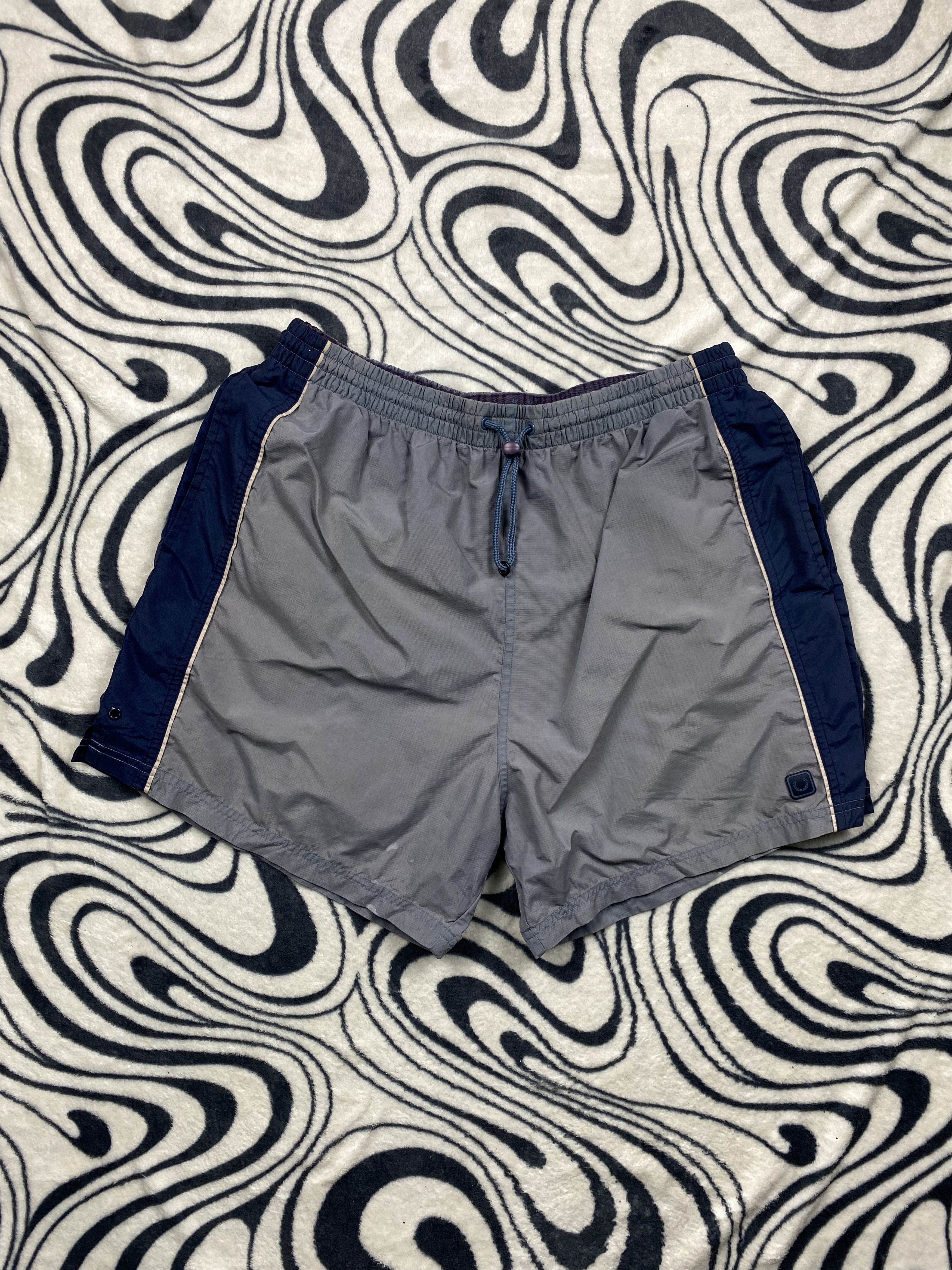 Fred Perry × Vintage Vintage Fred Perry Mens Nylon Shorts Size US 36 / EU 52 - 1 Thumbnail