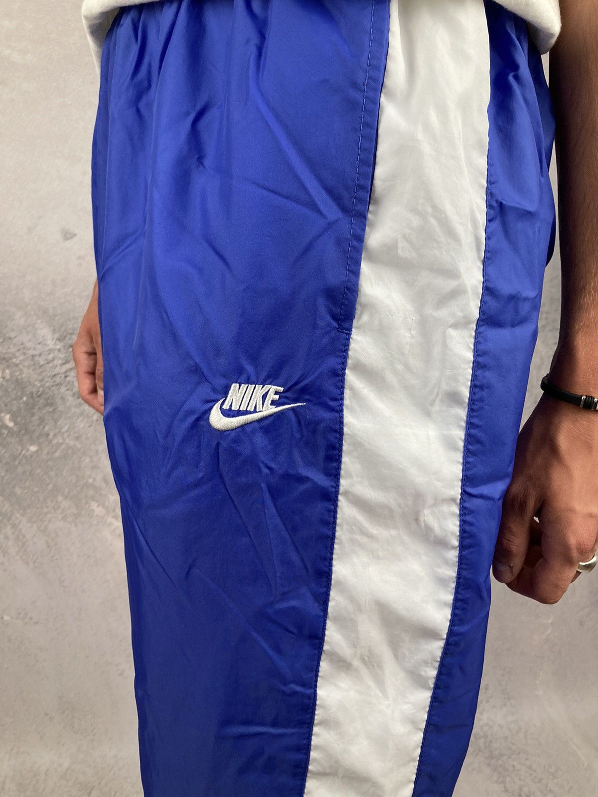 Nike Vintage Nike Swoosh Sweatpants Joggers Retro Blue Size US 36 / EU 52 - 5 Thumbnail
