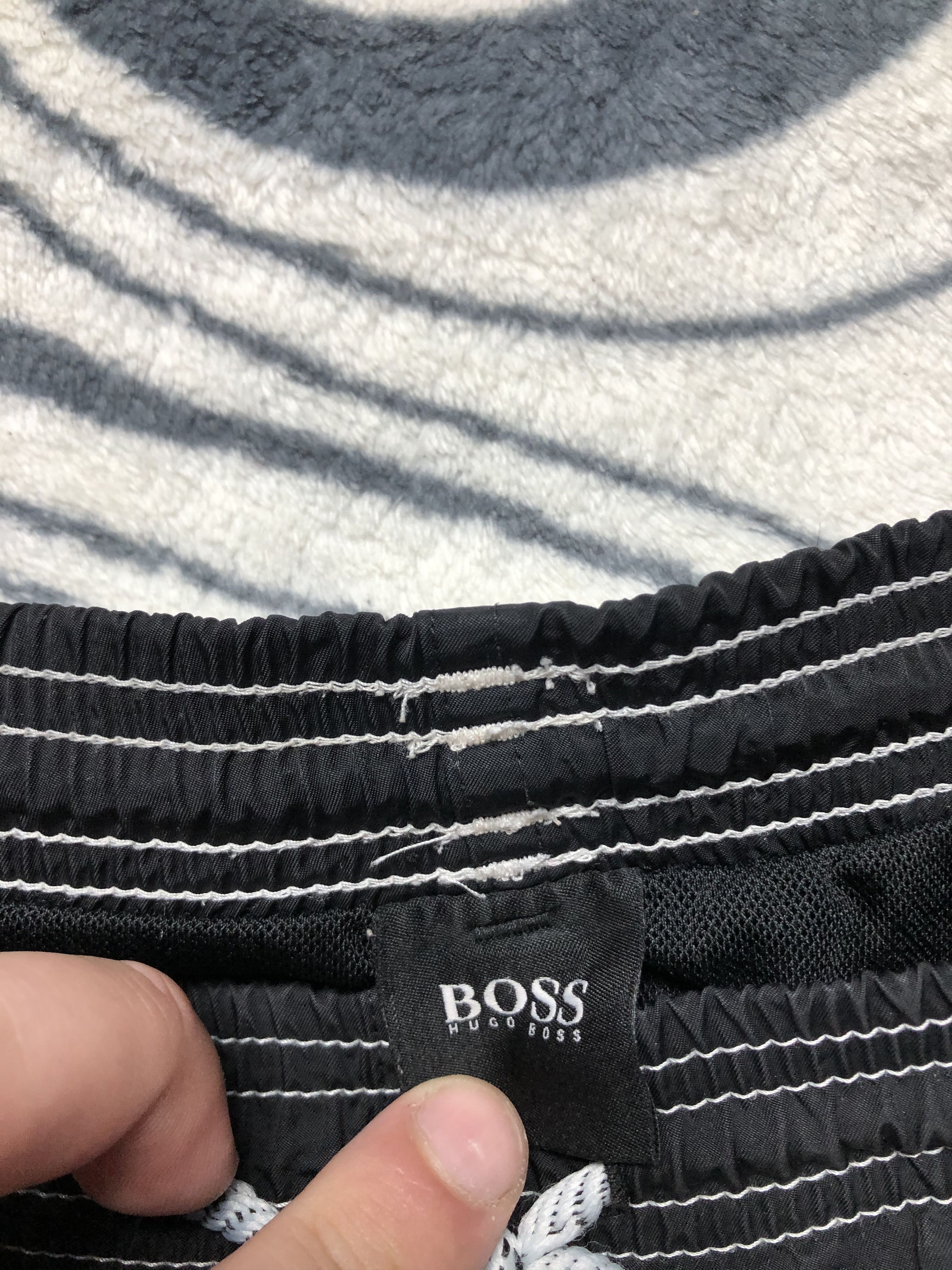 Hugo Boss × Vintage Hugo Boss Mens Nylon Shorts Size US 32 / EU 48 - 4 Thumbnail
