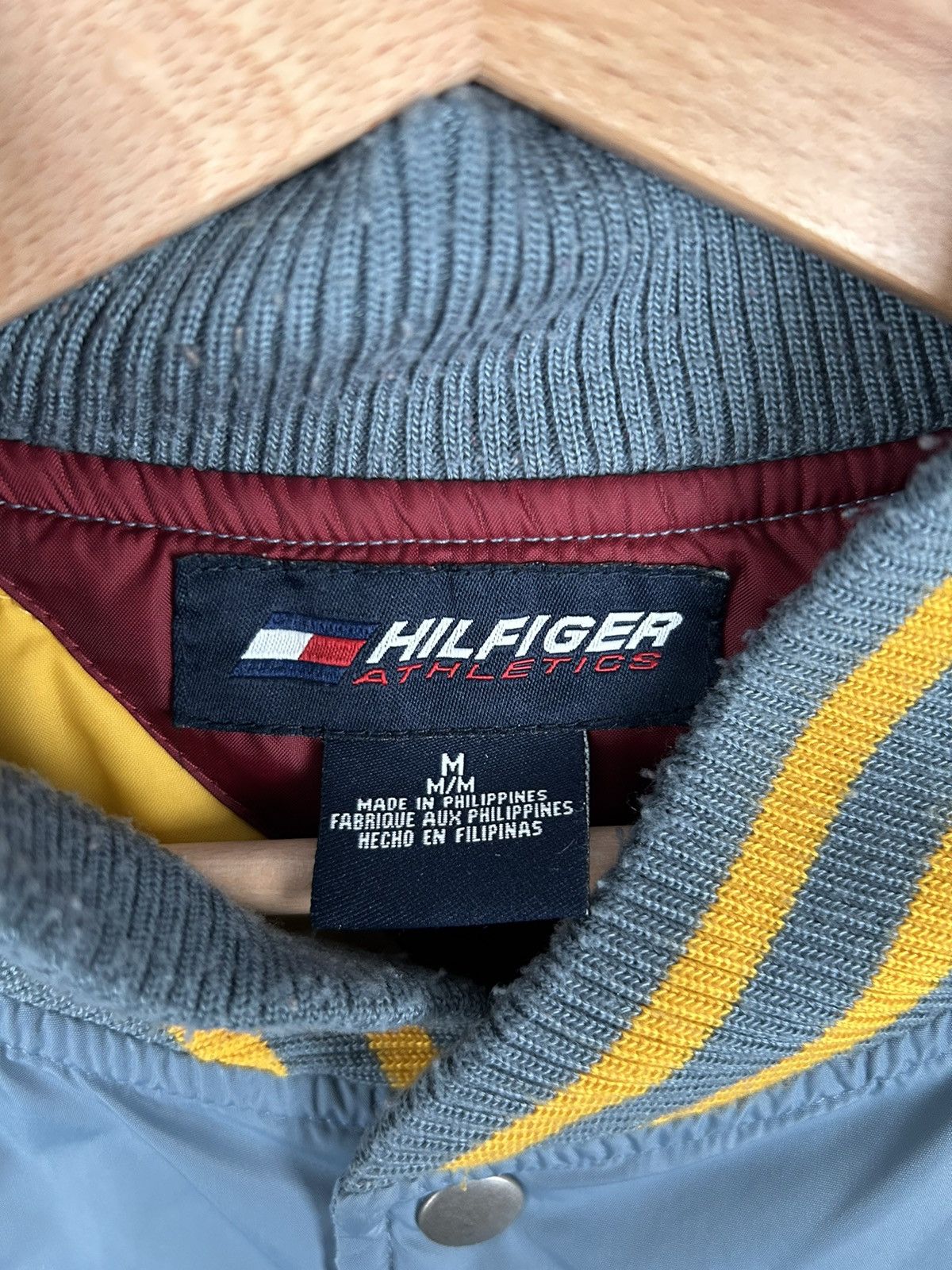 Tommy Hilfiger Vintage Tommy Hilfiger Athletic Spellout Bomber Jacket 90s Size US M / EU 48-50 / 2 - 7 Thumbnail