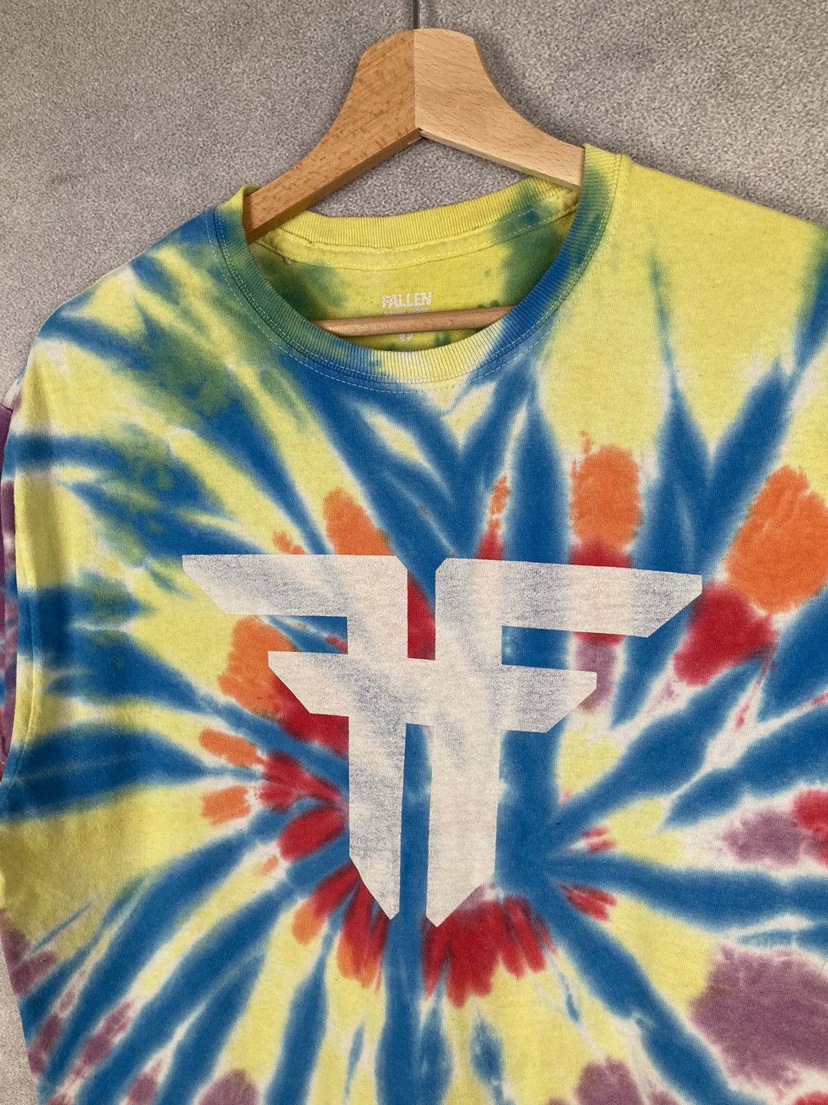Fallen Vintage Fallen Skateboards Tie Dye T-shirt Logo Size US M / EU 48-50 / 2 - 3 Thumbnail