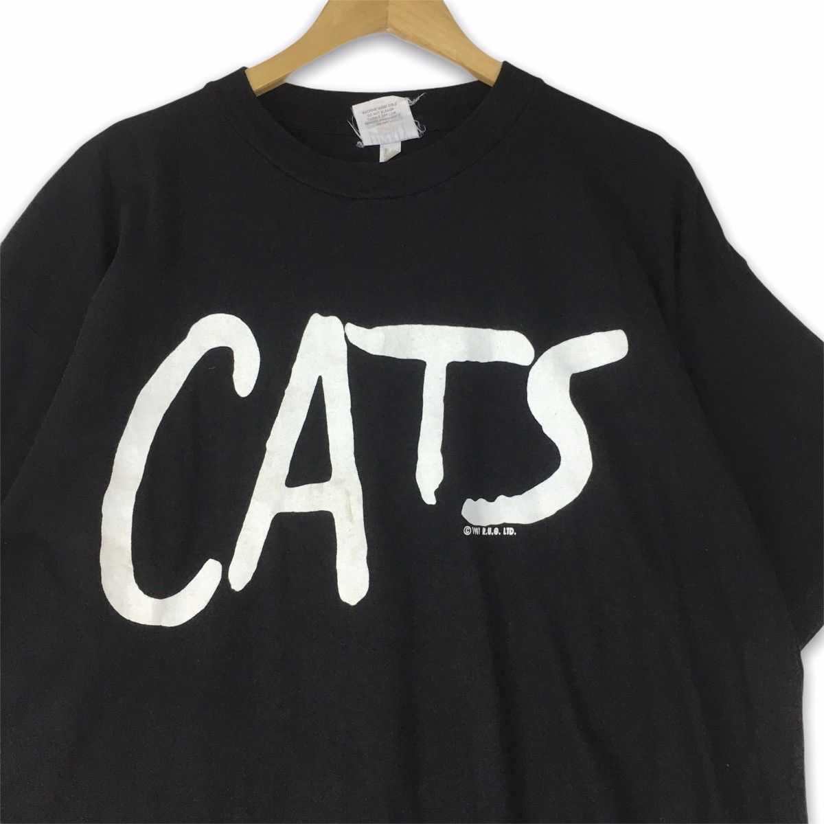Vintage Vintage rare Cats movie Size US XL / EU 56 / 4 - 2 Thumbnail