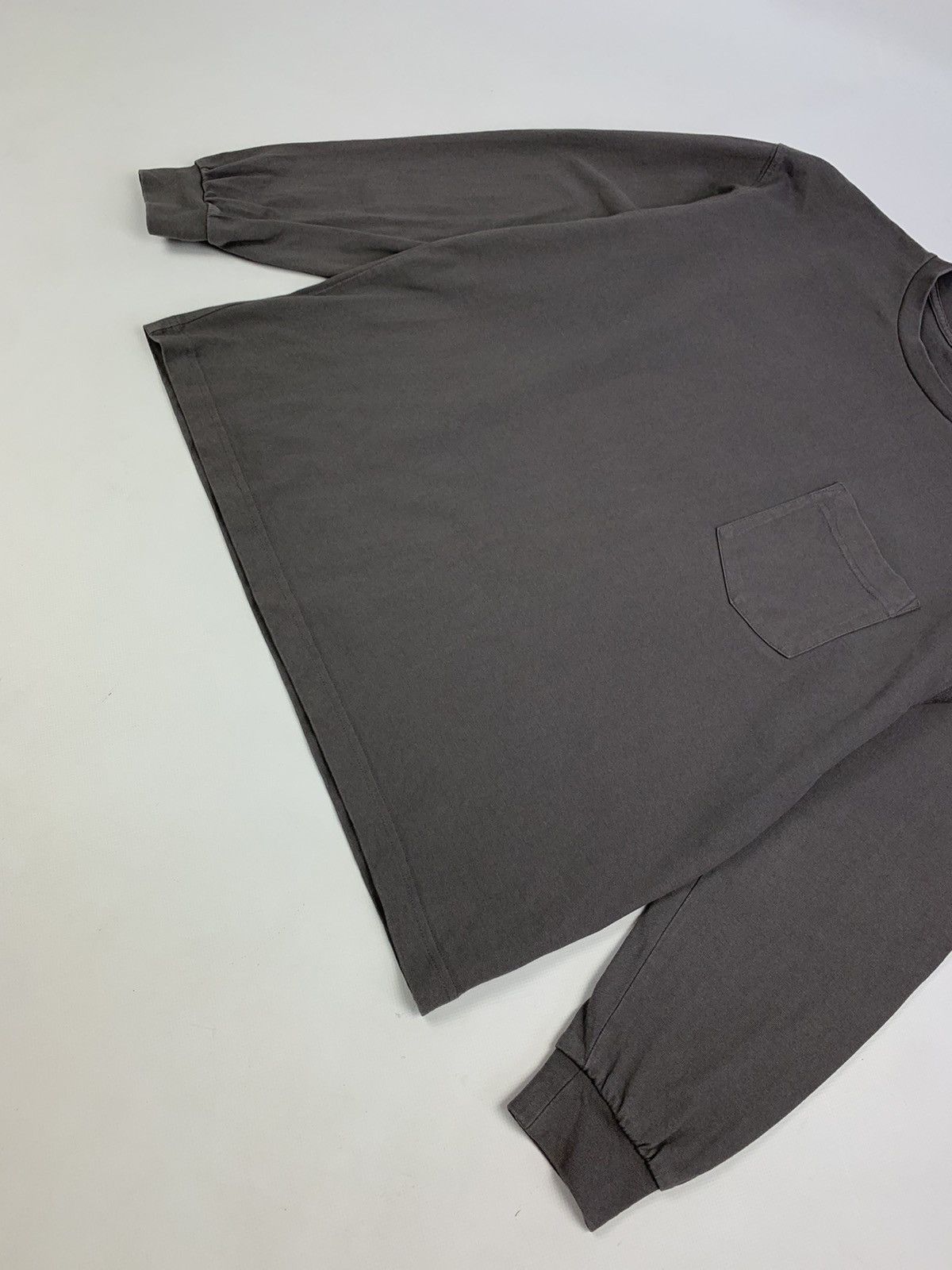 Other GU Japan men’s chest pocket long sleeve t shirt pullover Size US S / EU 44-46 / 1 - 3 Thumbnail